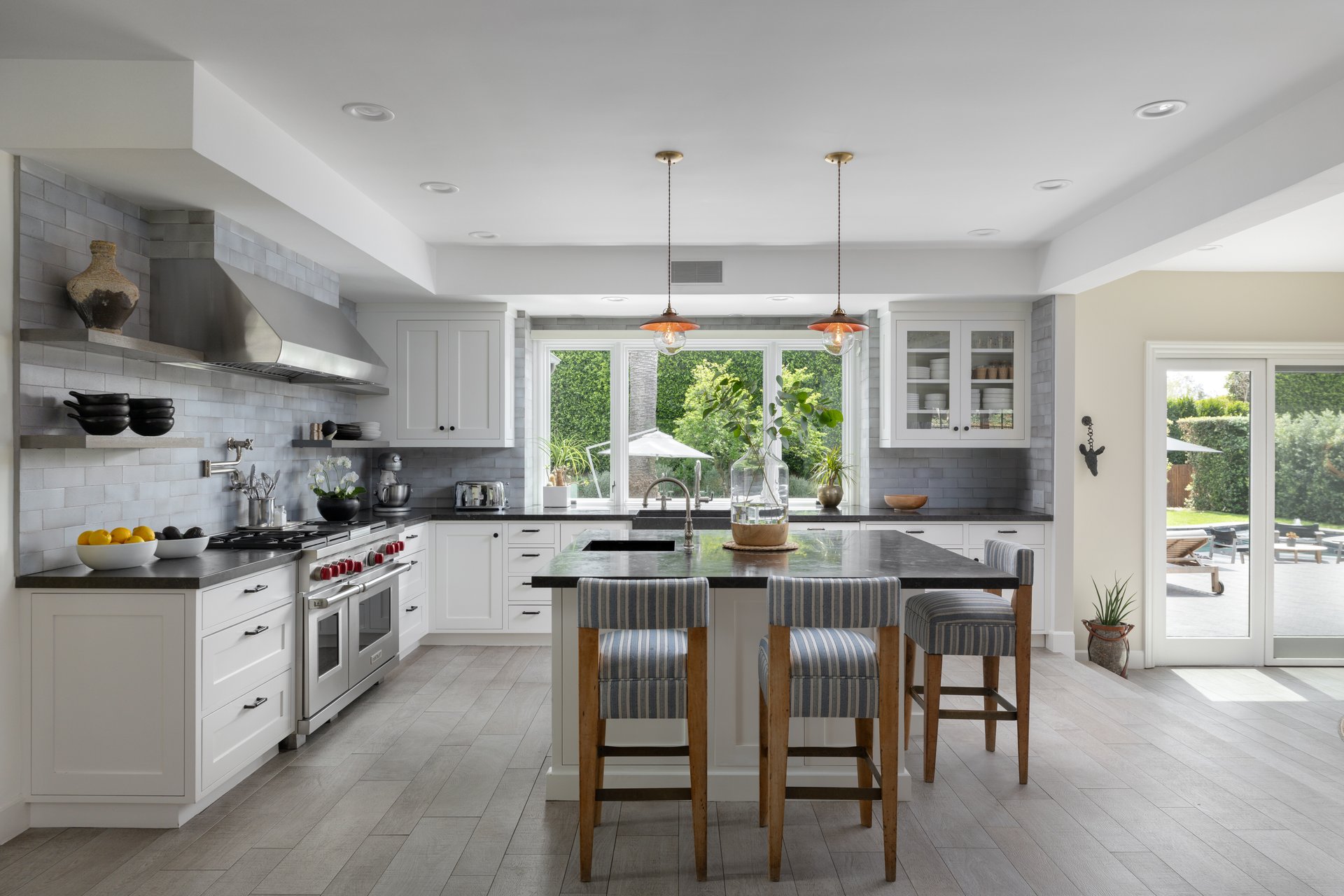 23122 Mariposa De Oro St, Malibu