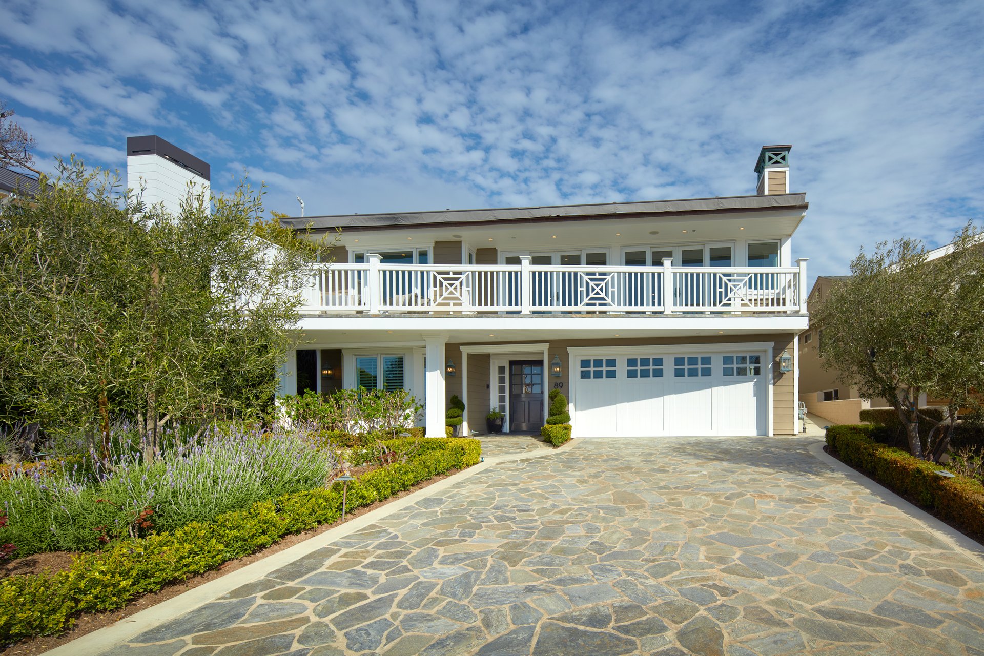 89 S La Senda Drive