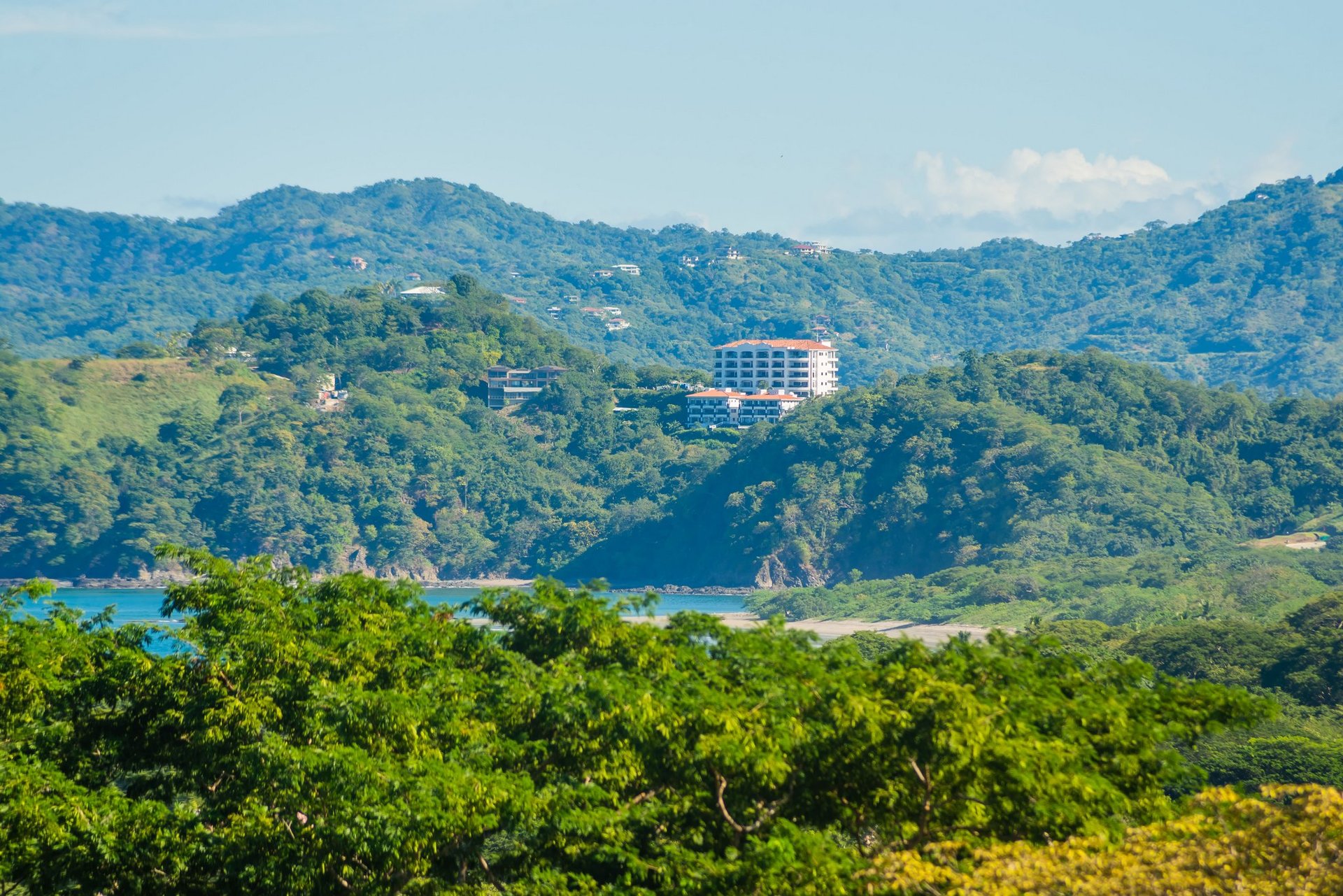 Casa Aura: Modern Luxury with Ocean Views in Reserva Conchal
