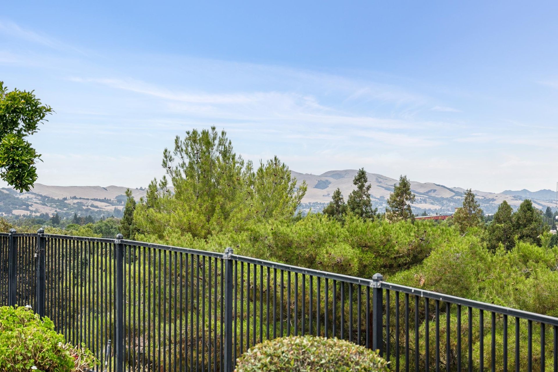 5075 Monaco Dr.
