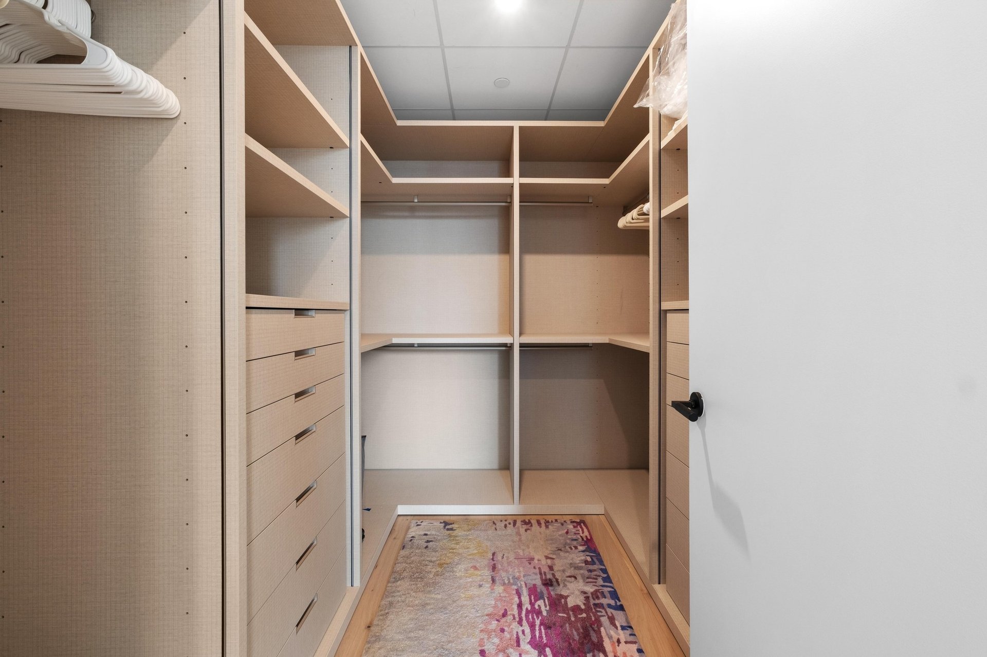 610 Davis Street #3902
