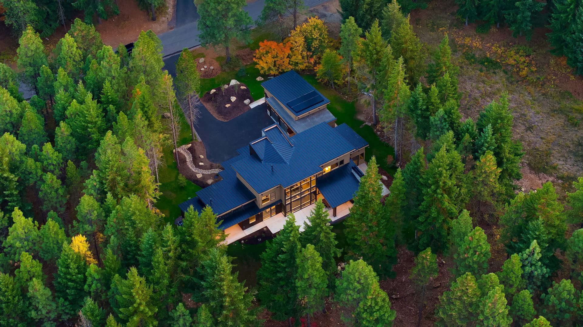 1130 Ruby King Loop
