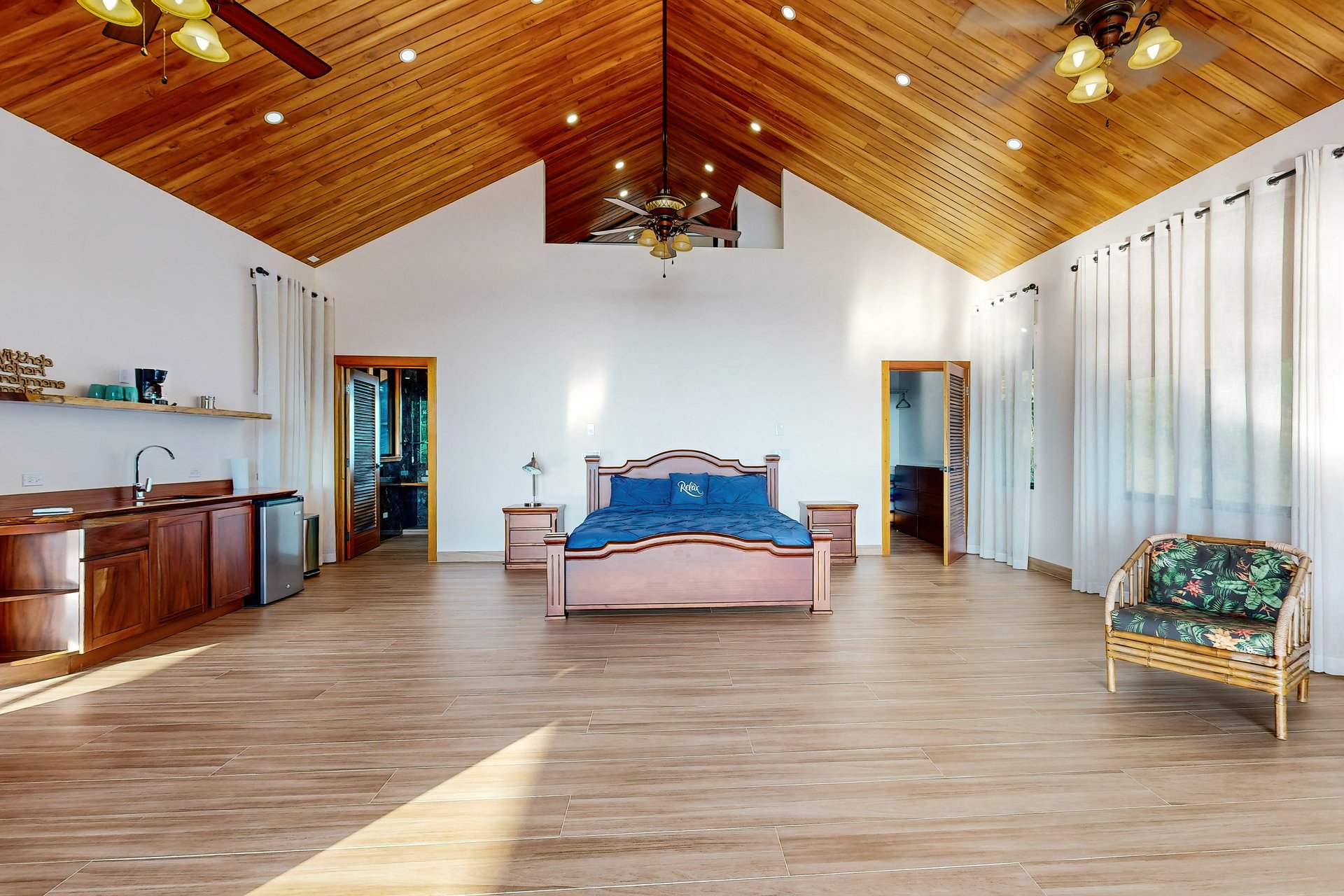 1.25 ACRES – 4 Bedroom Luxury Ocean View Home In Gated Community With Amazing Pool, Yoga Deck, Easy Access! Owner Financing Available!!