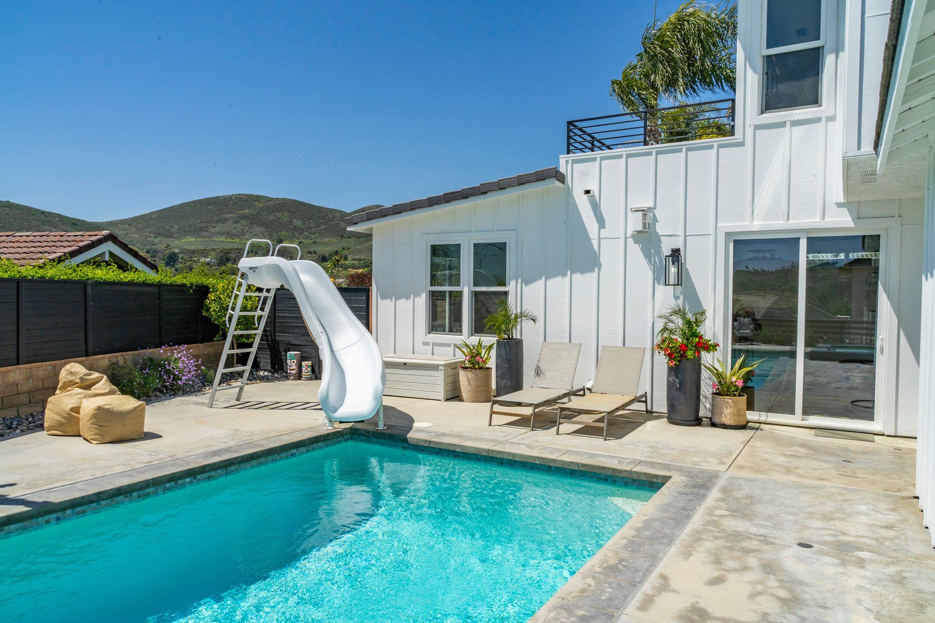 2930 Estancia