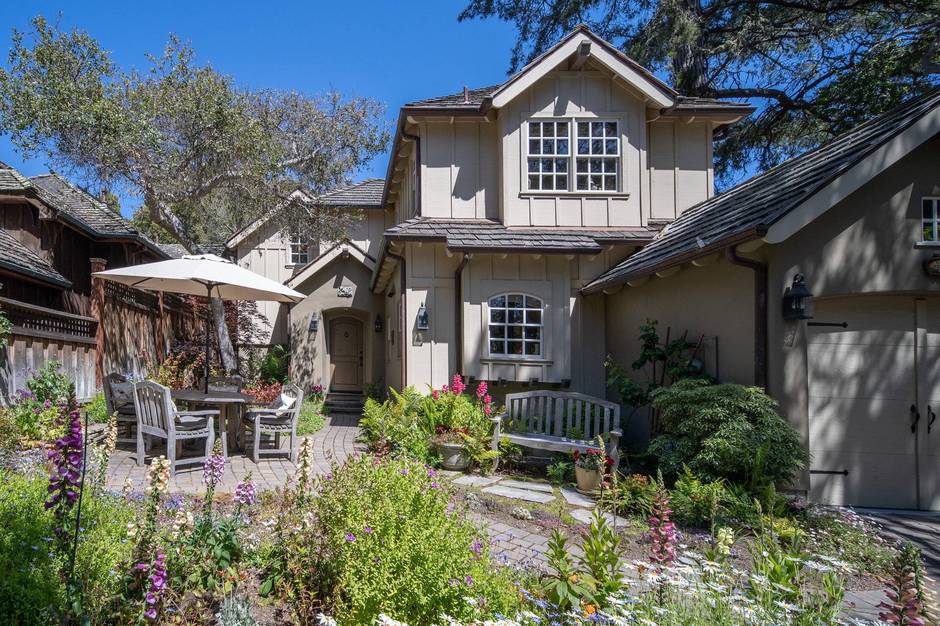 Monte Verde 3 NE of 13th, Carmel-by-the-Sea