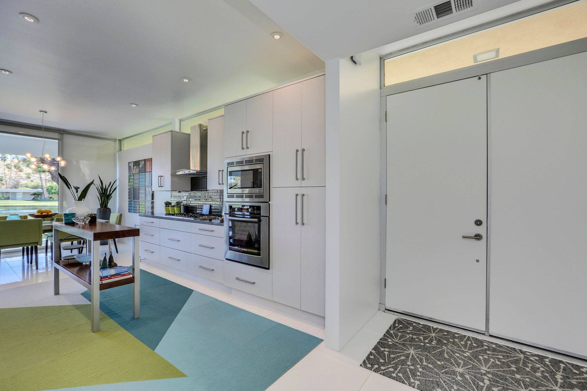 46 Lakeview Drive