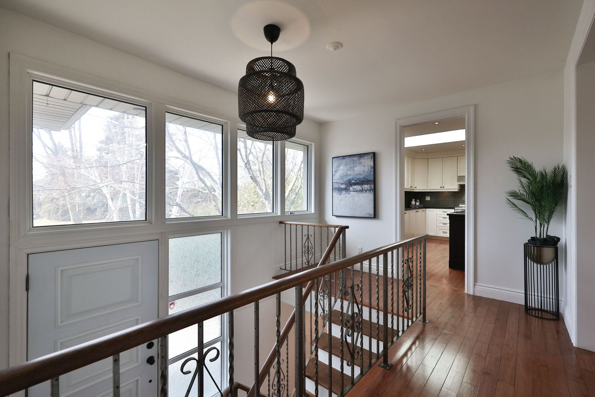 1439 Larchview Trail