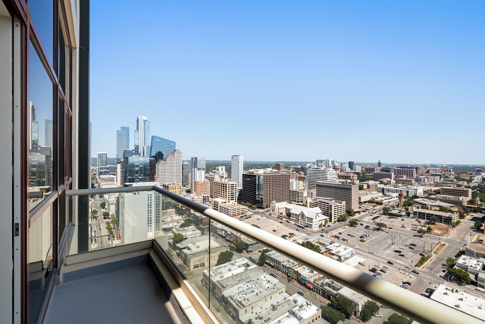 555 E 5th Street #3007