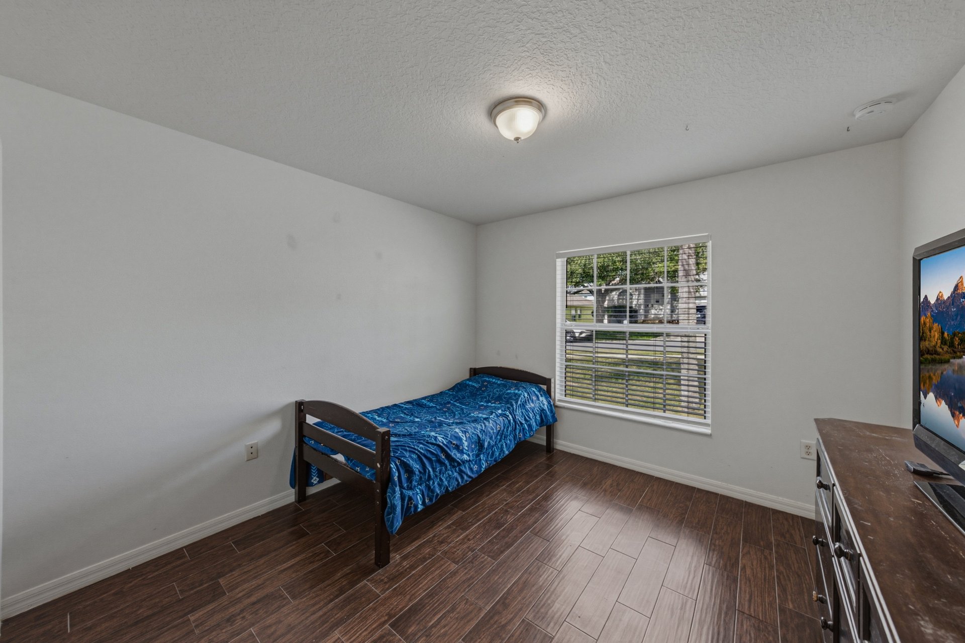 7552 JENO ST