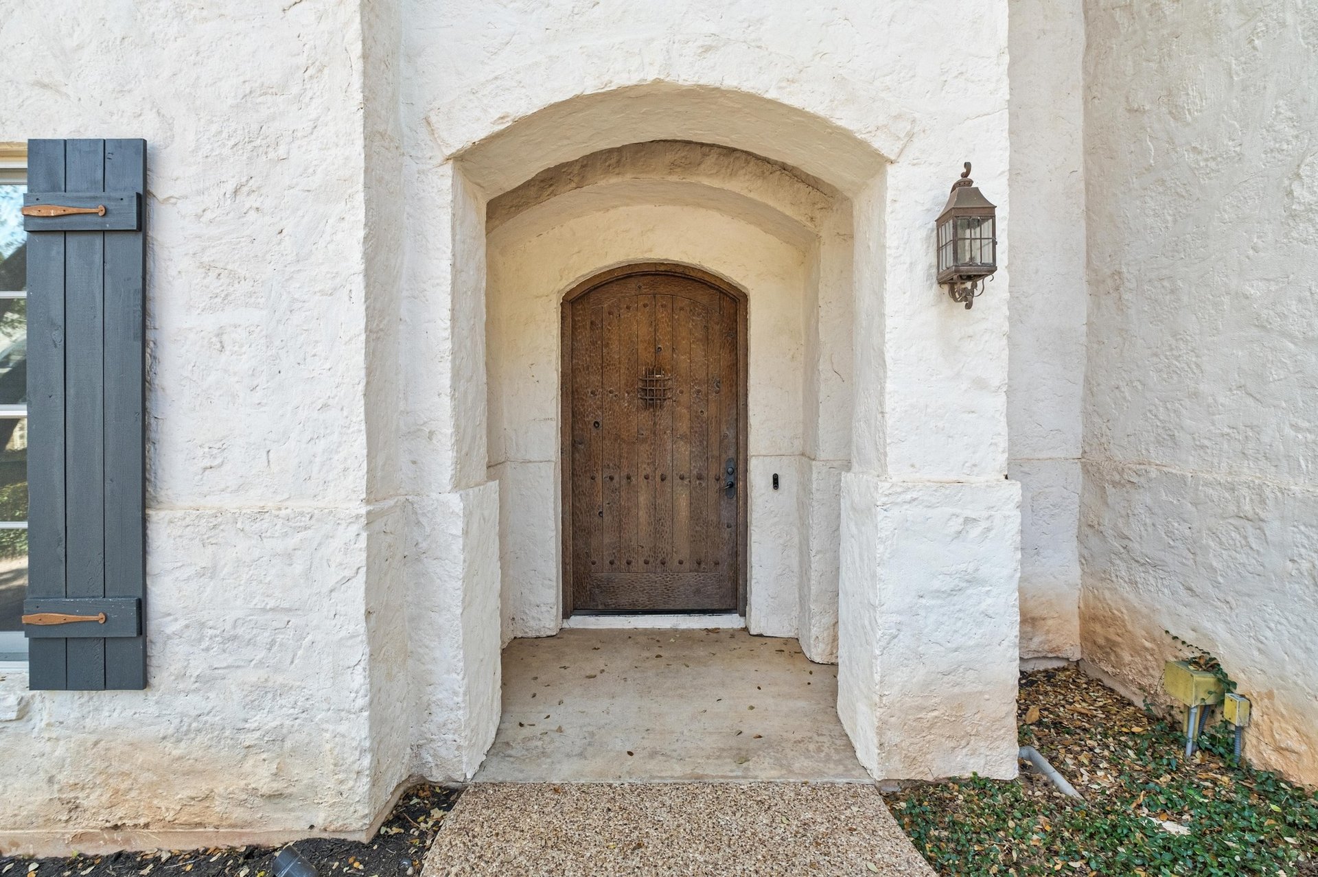 2900 Meandering River Court