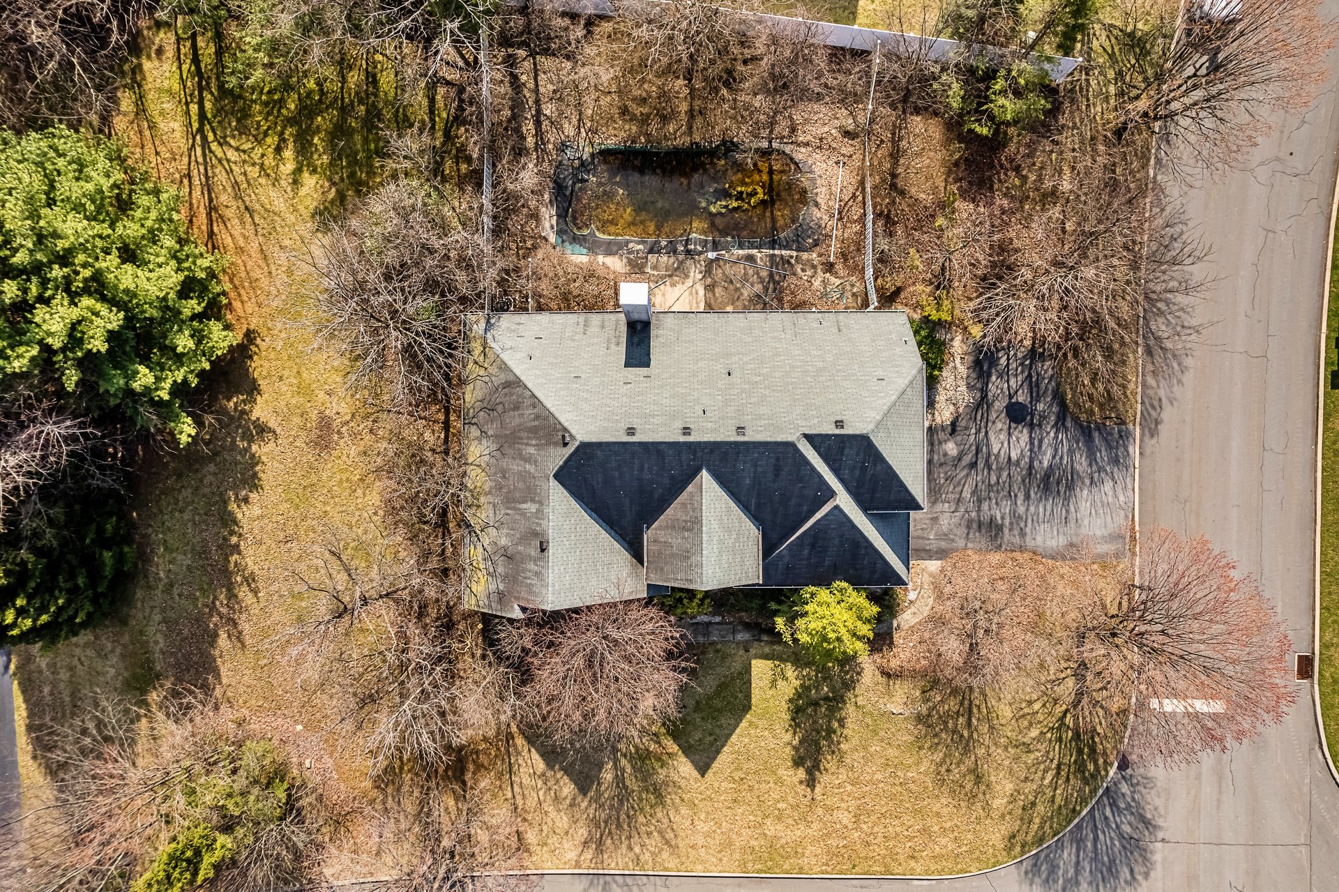 5220 Rosewood Drive
