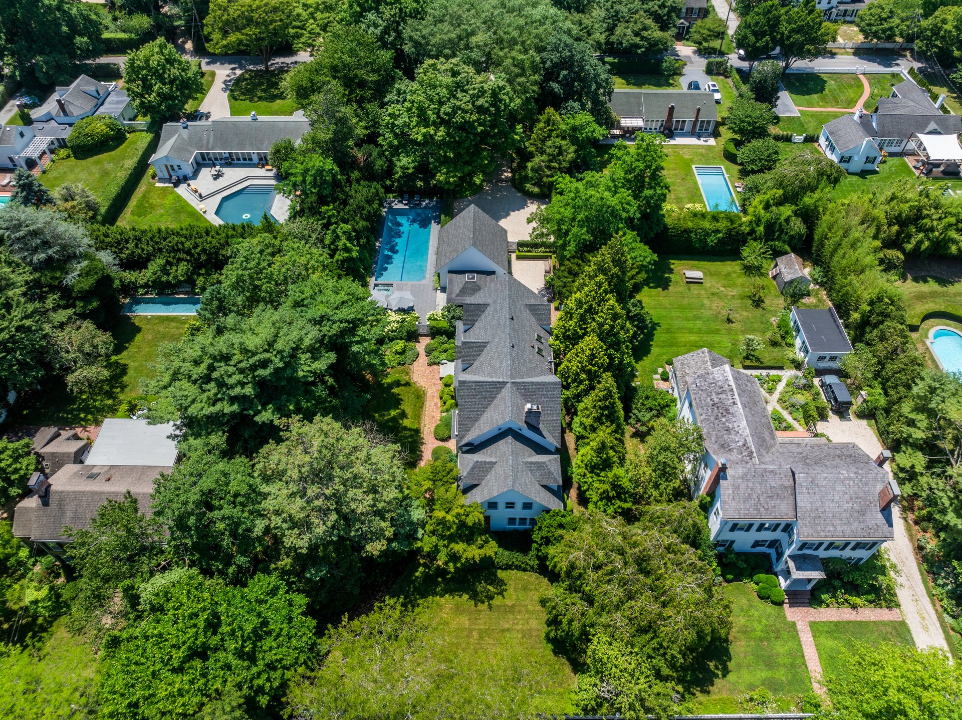 HIGHEST SALE ON BELLPORT LANE