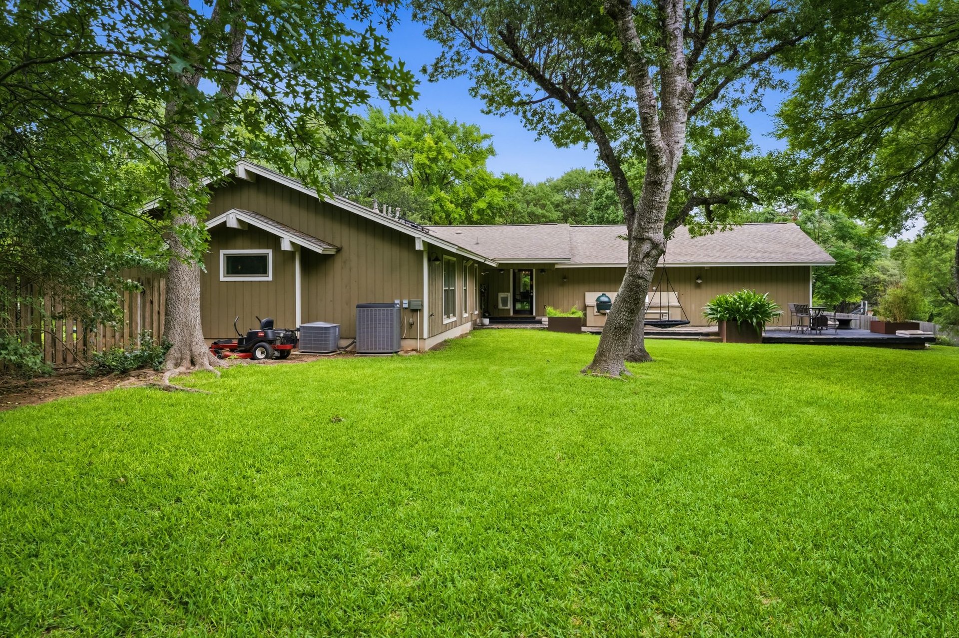 32 Sundown Parkway