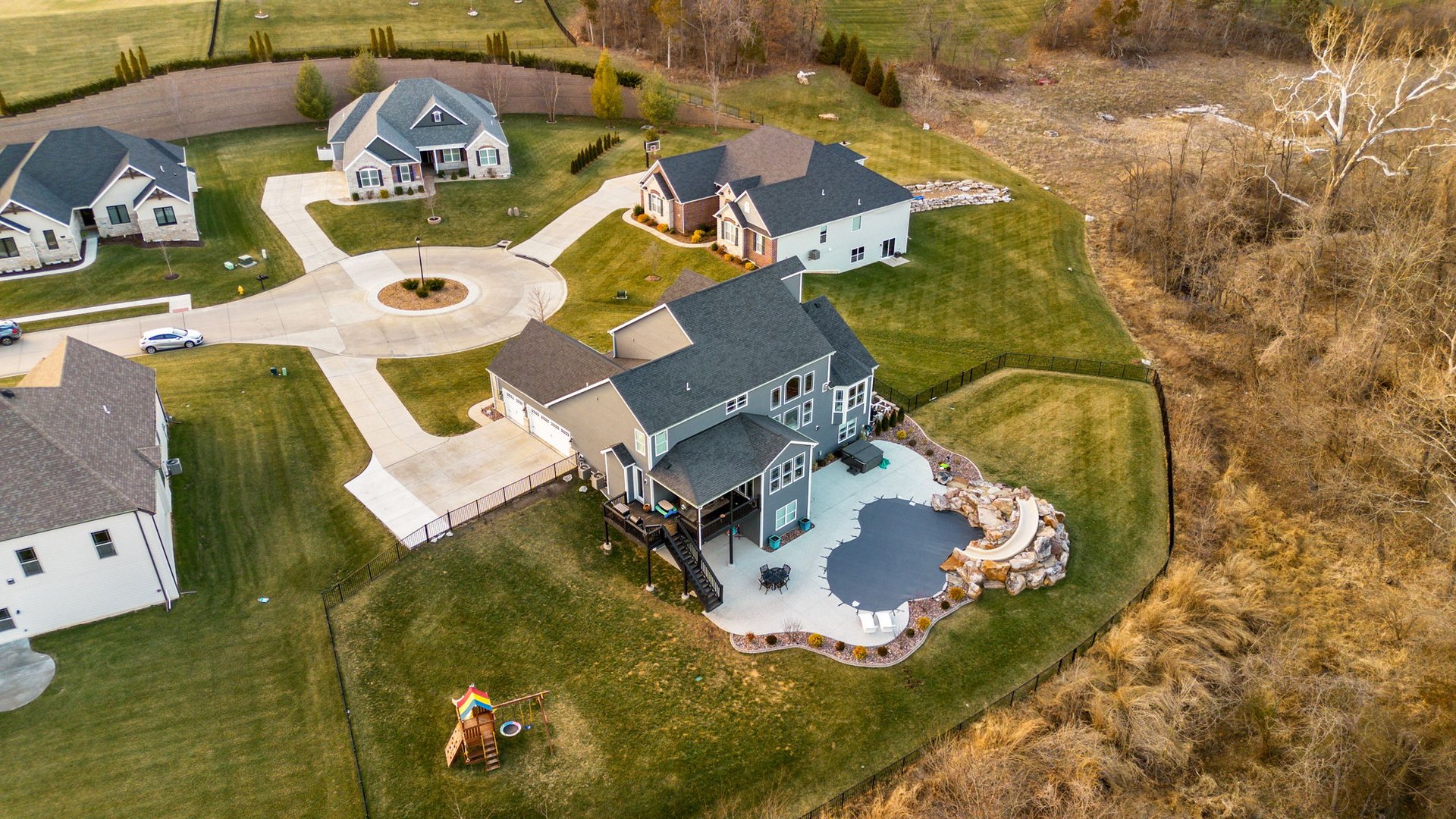 216 Westleigh Court
