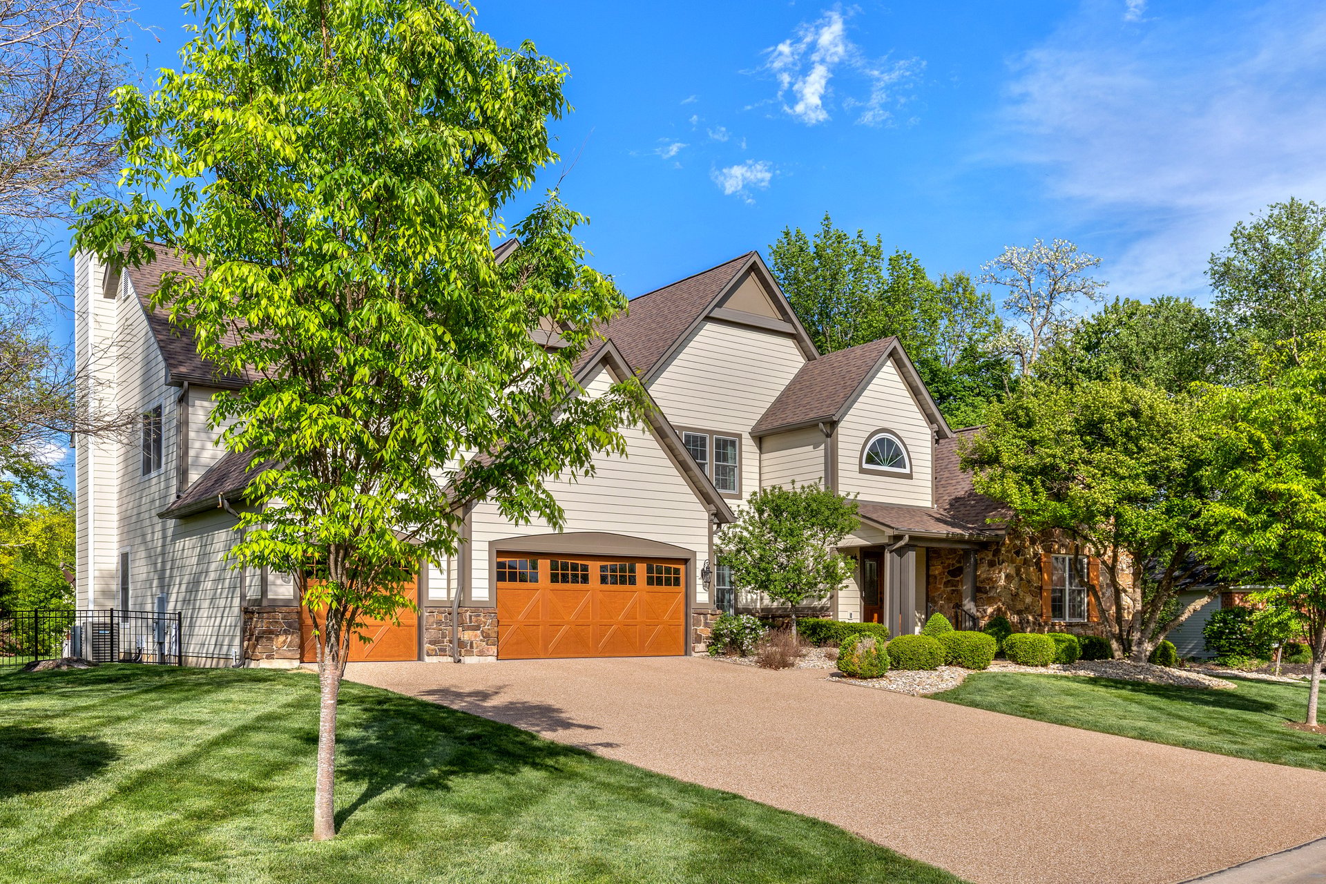 4046 Austin Drive