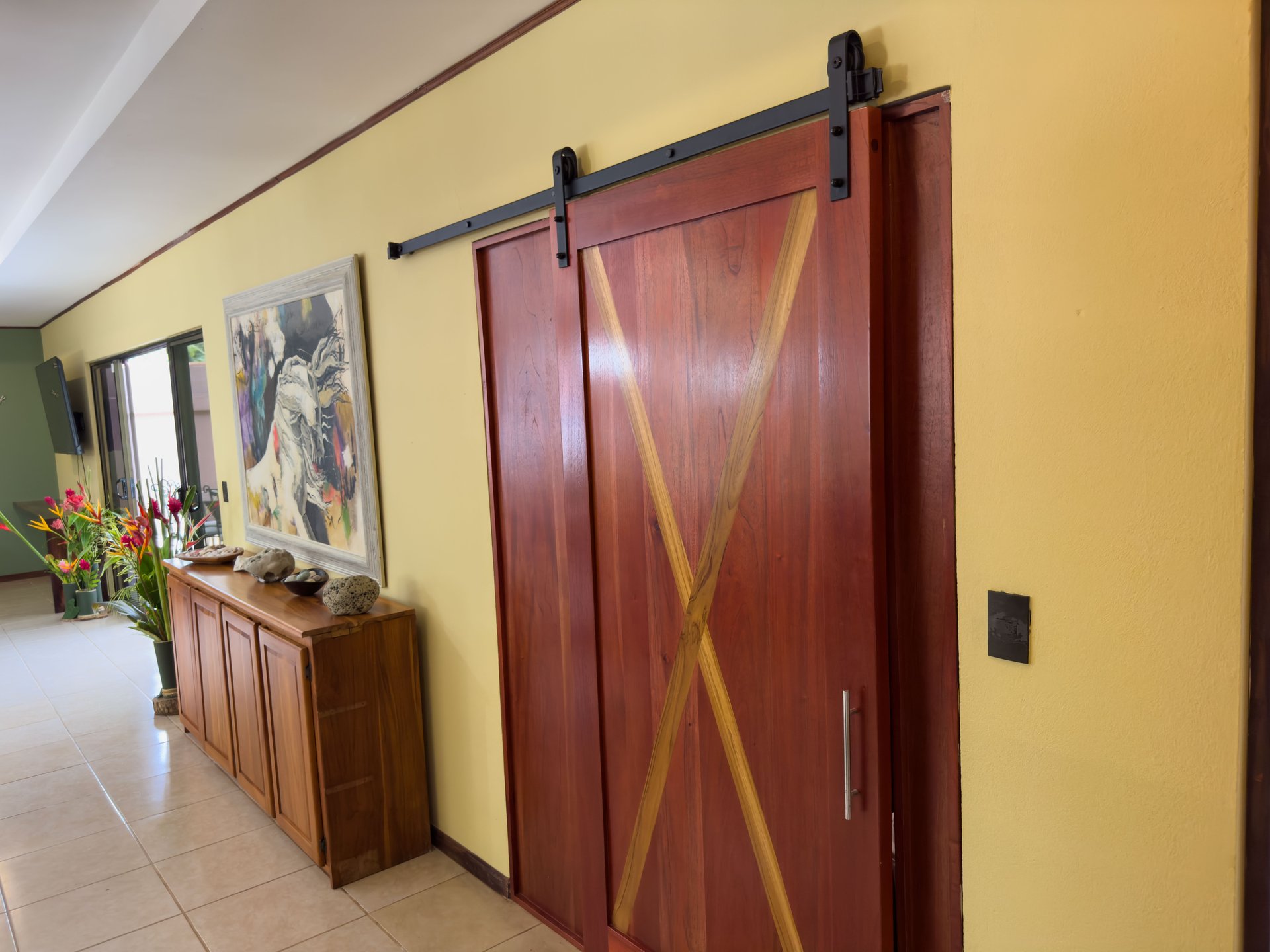 Naranjito corner lot house