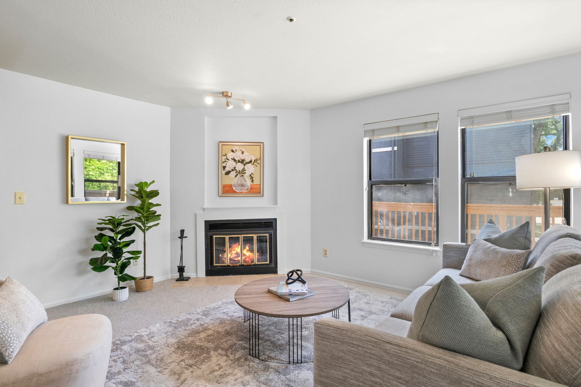 3025 Broadway Street Unit: 2