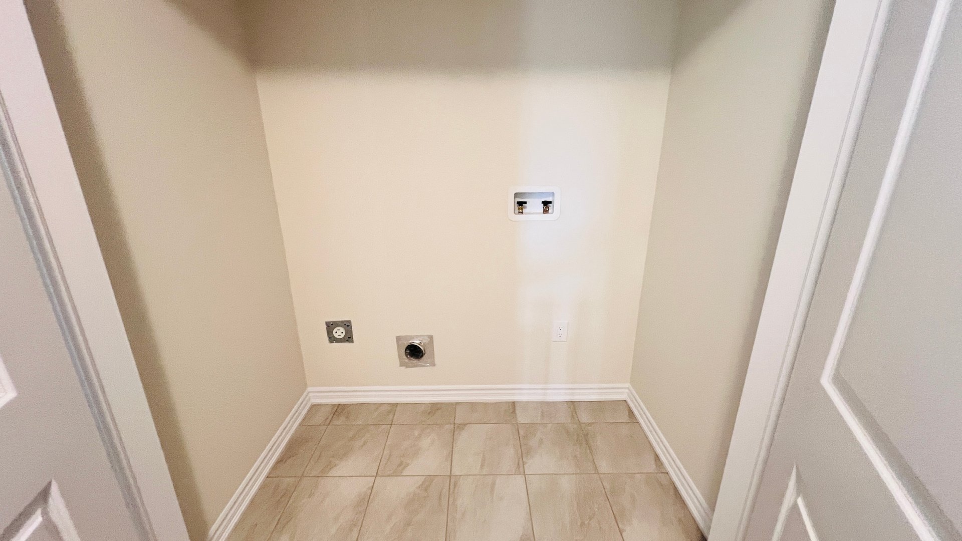370 Barker Parkway