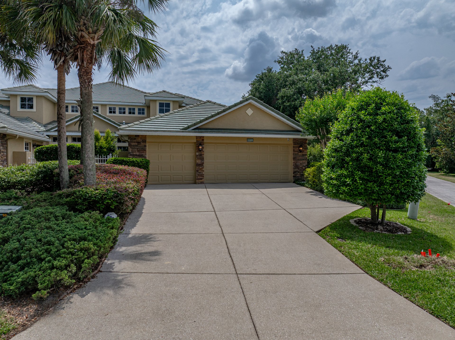 13209 PALMILLA CIR