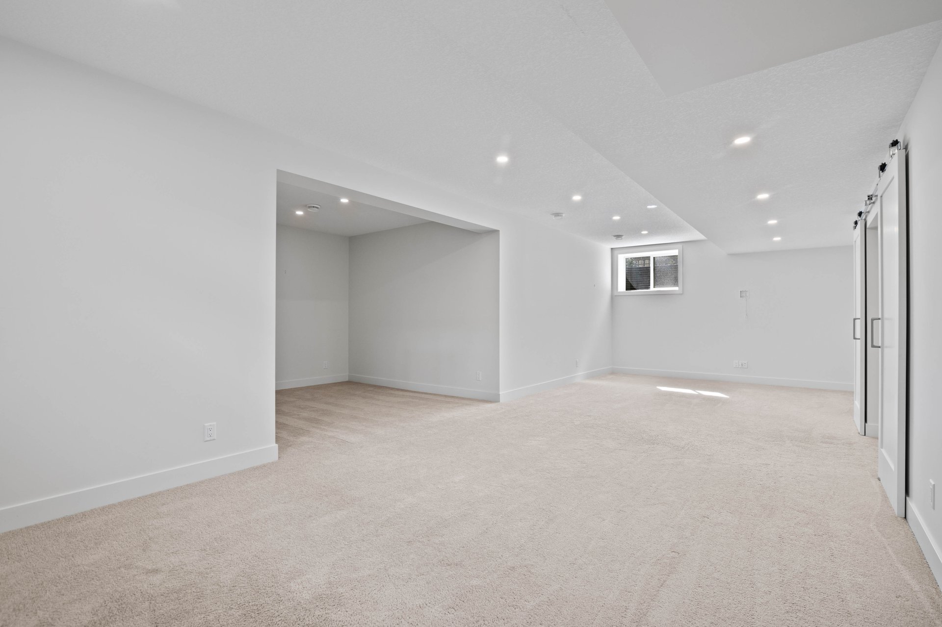 123 Wentworth Court SW