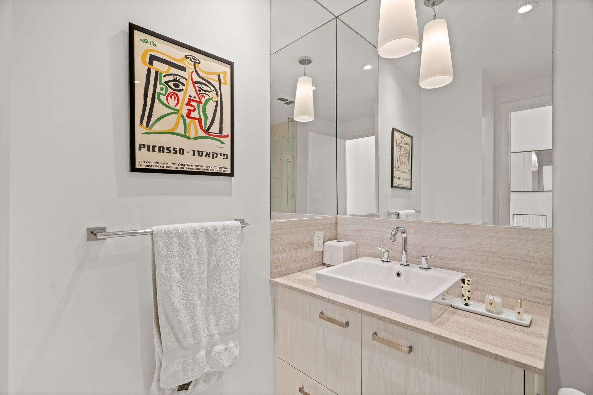 SOLD: Stunning And Chic