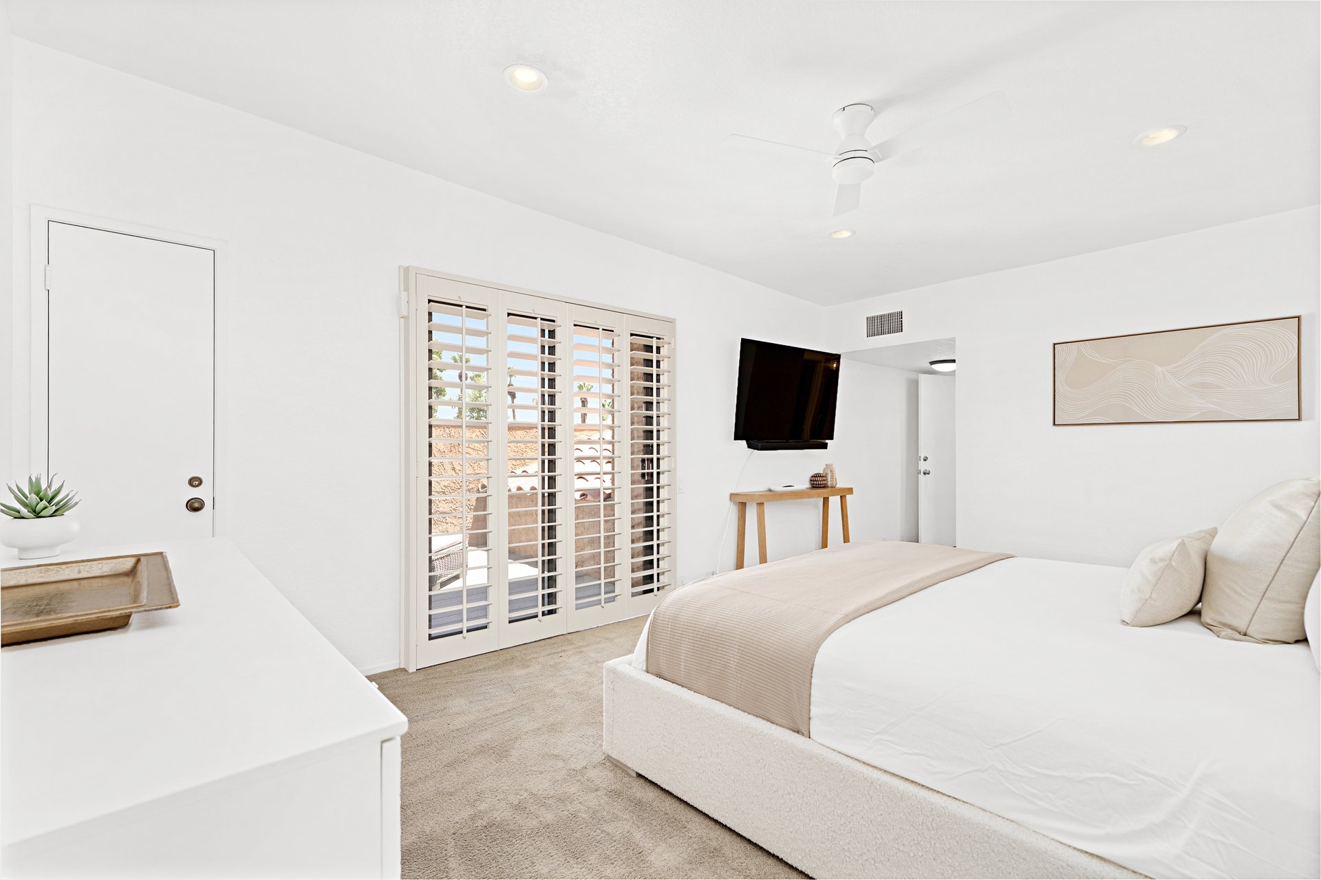 Foxtail Luxe Retreat