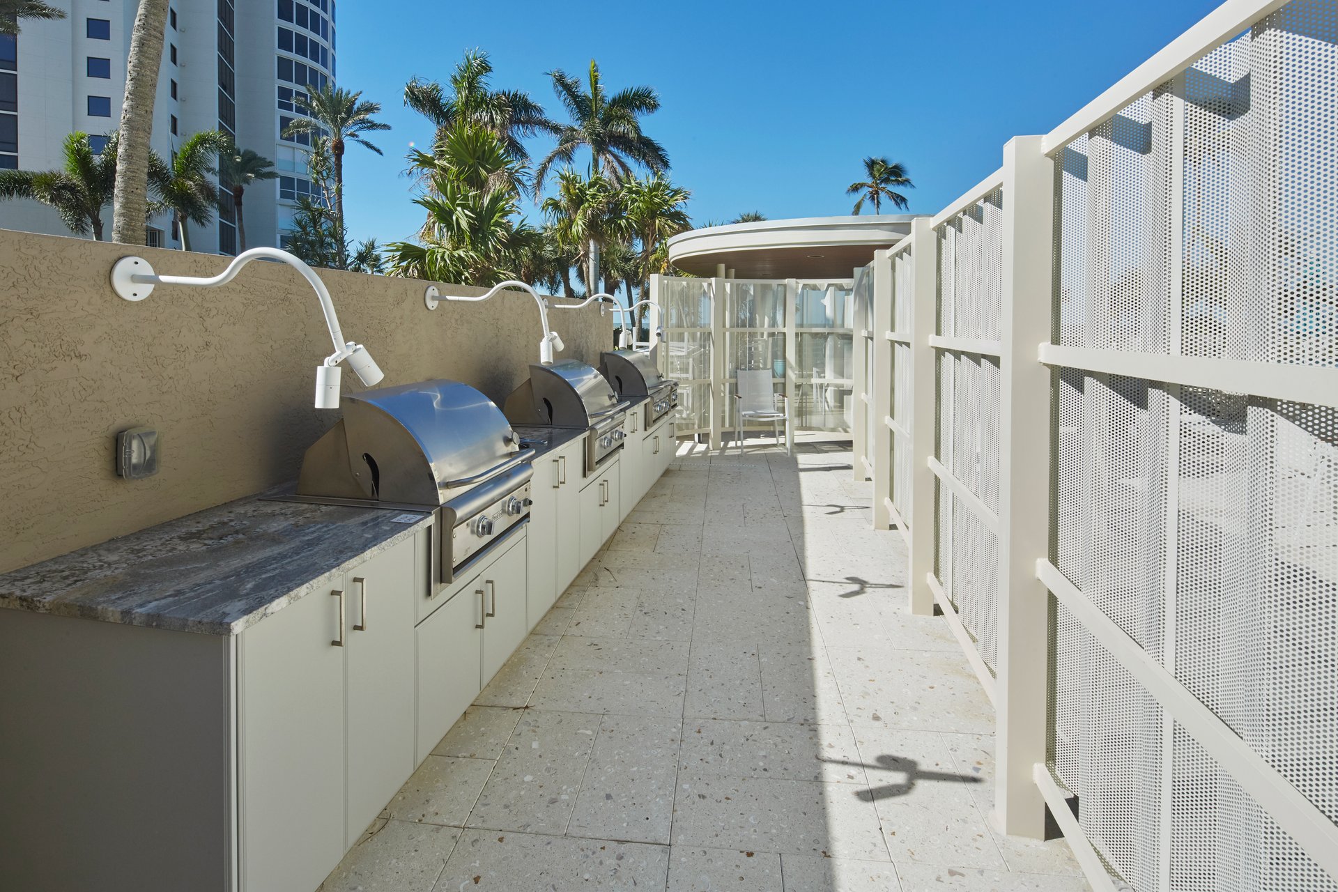 VISTAS 903 AT PARK SHORE