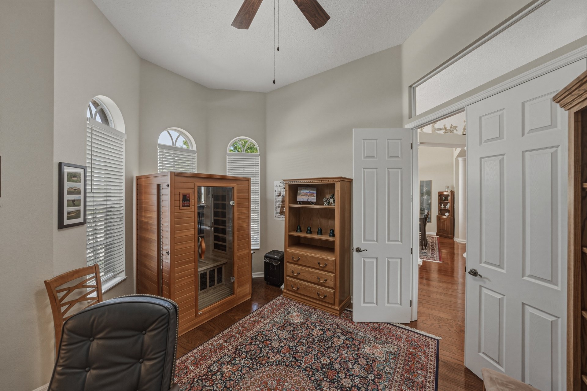 13304 THOROUGHBRED DR