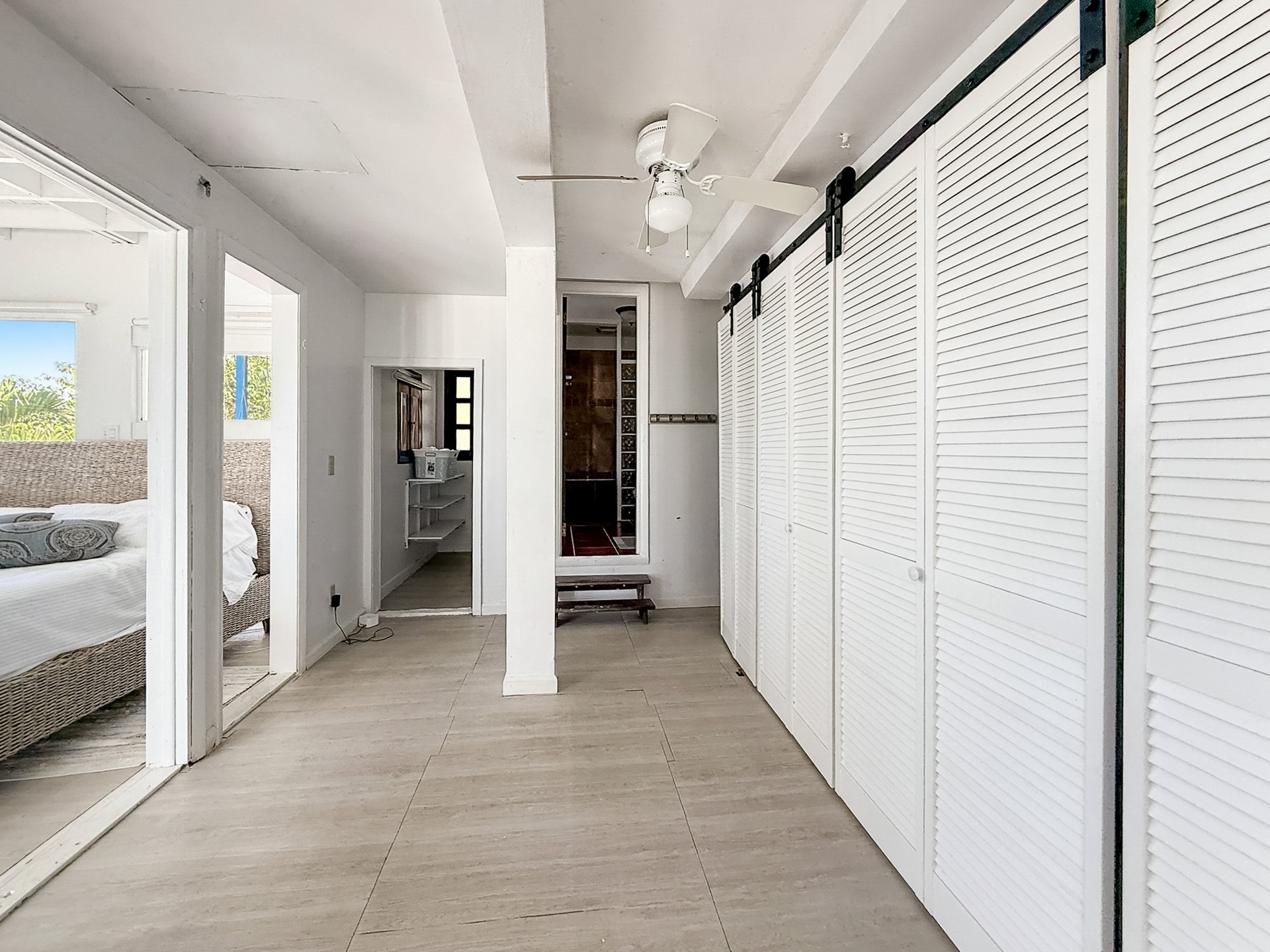 951 Casablanca-Luck Hill Standalone Home