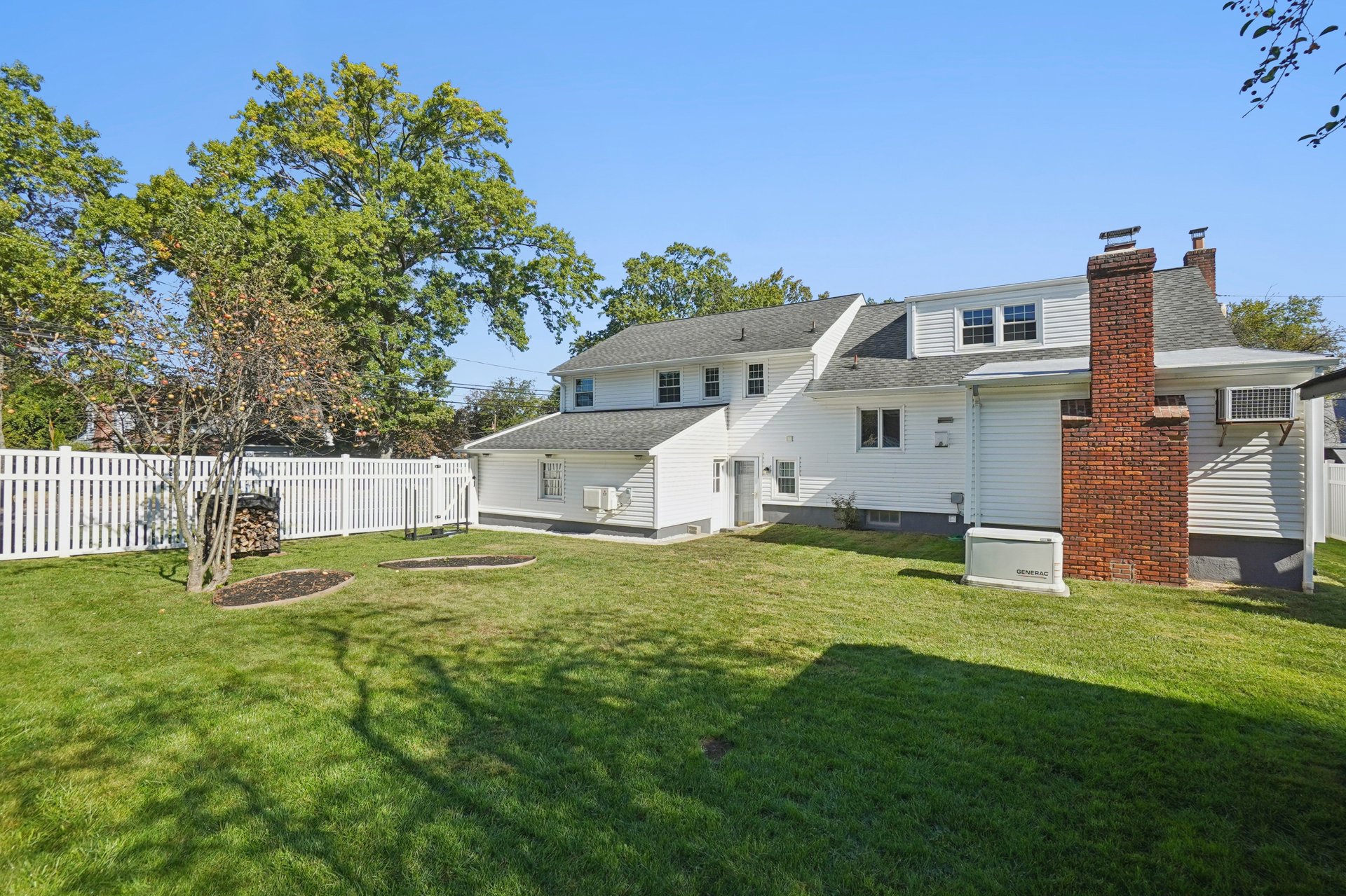 61 Country Club Ln