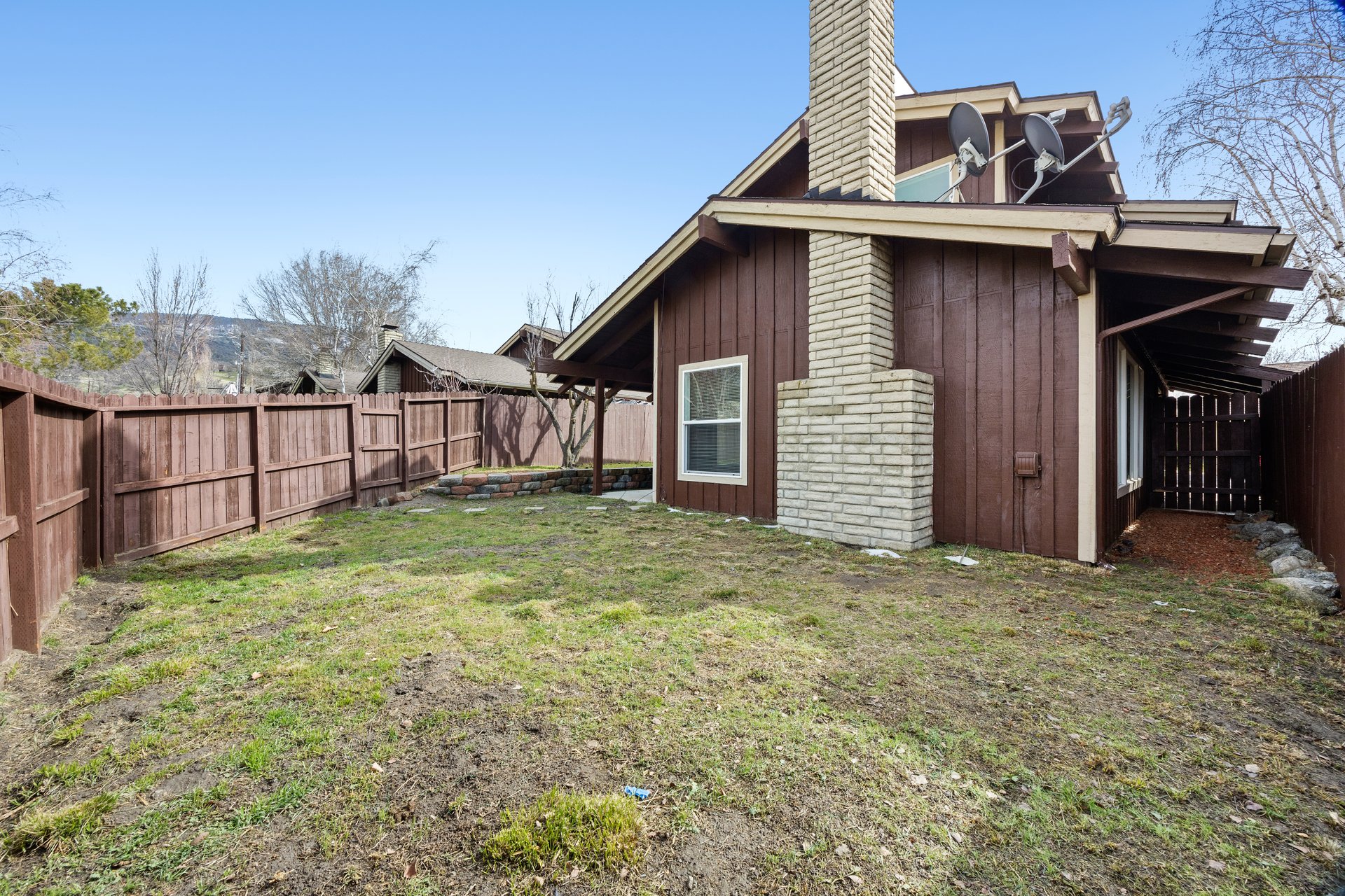 Charming Updated Condo in Bear Valley Springs – 101 Meadow Lakes
