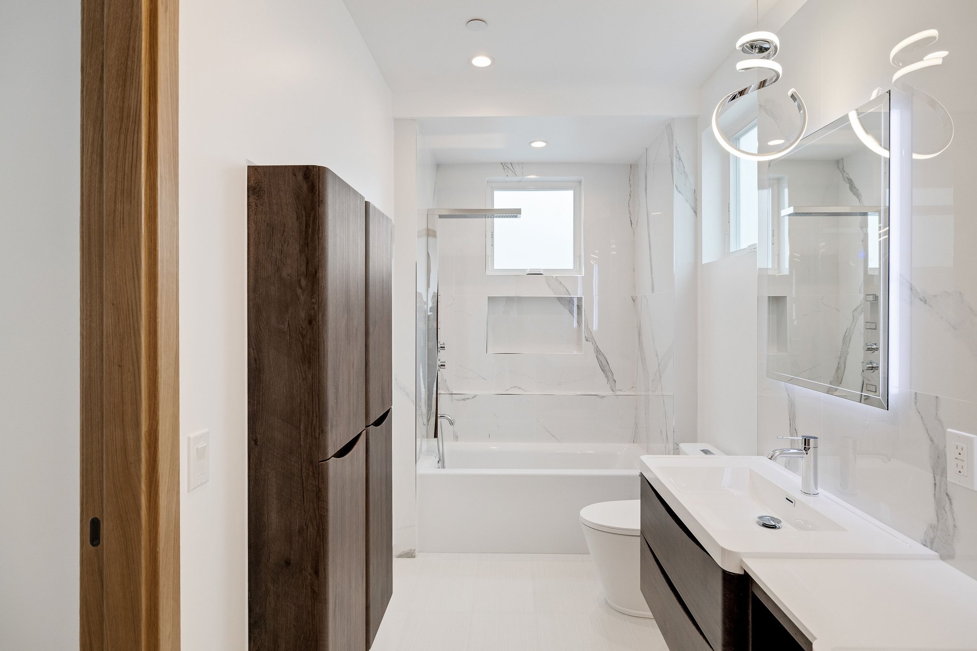 2106 Voorhees Avenue, Unit B