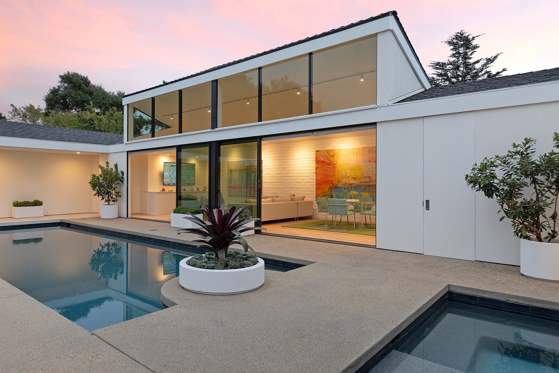 Renovated Jewel Box In Birnam Wood