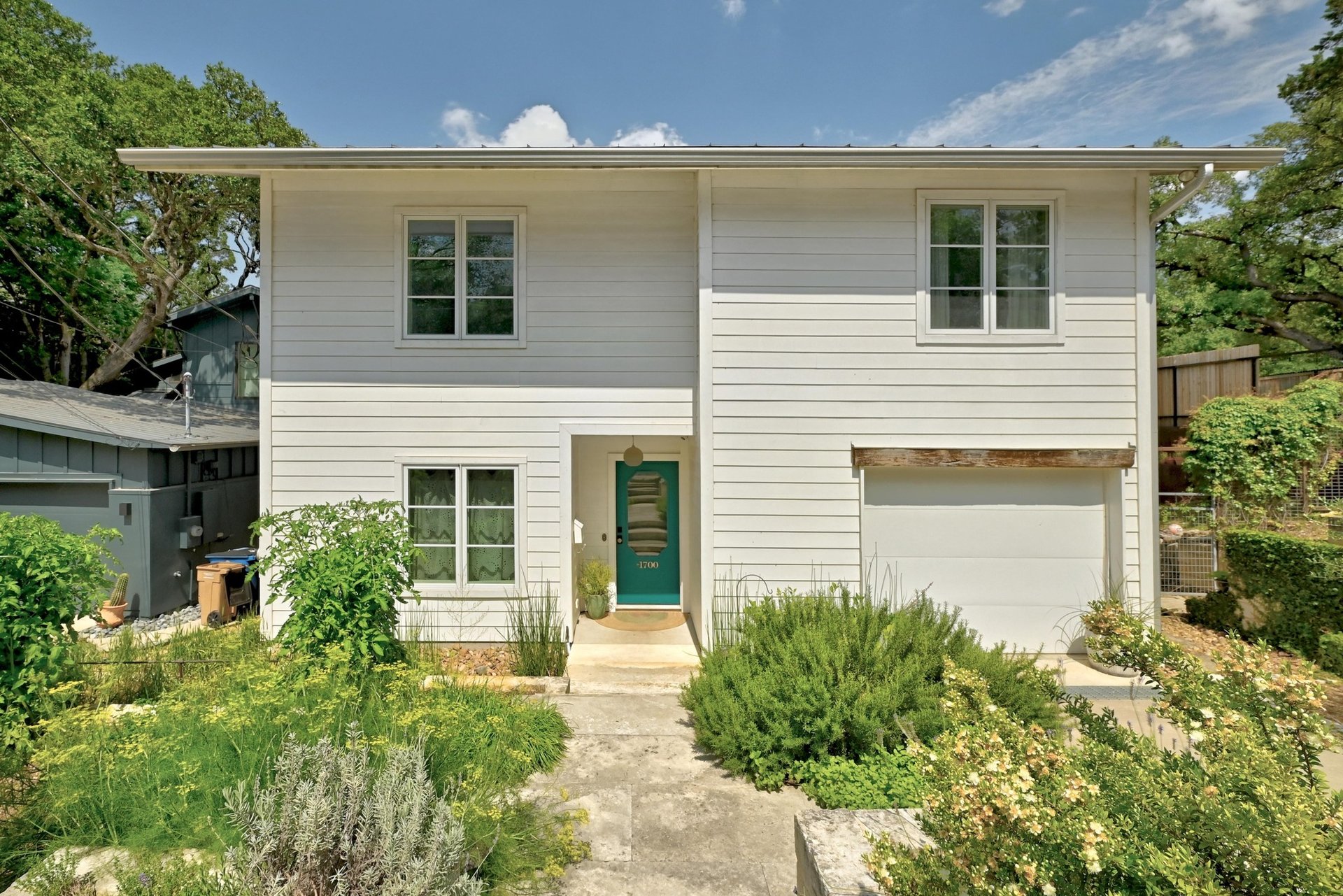 1700 S 6th Street 