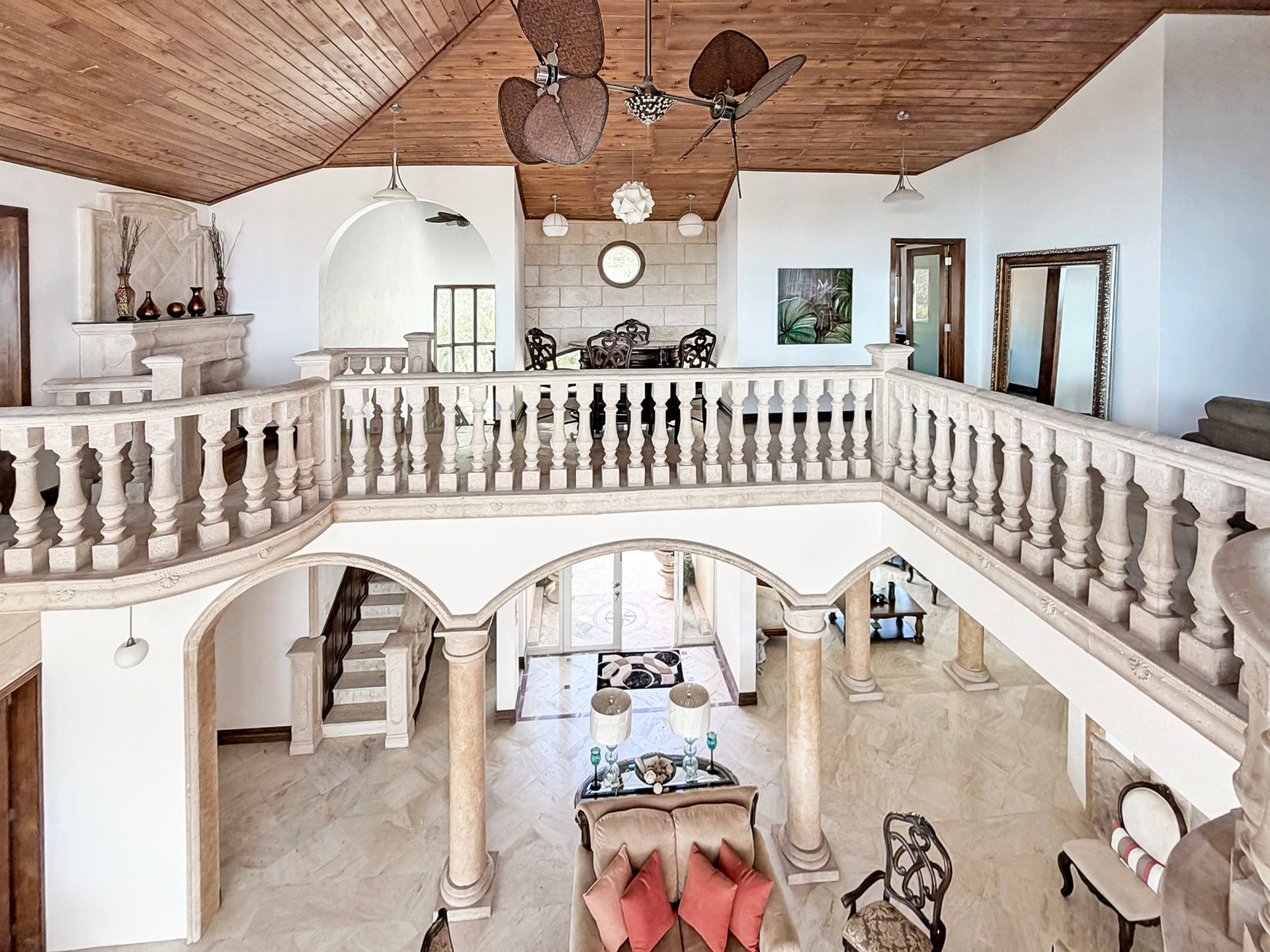 565 Parham Town 7 Bedroom Villa