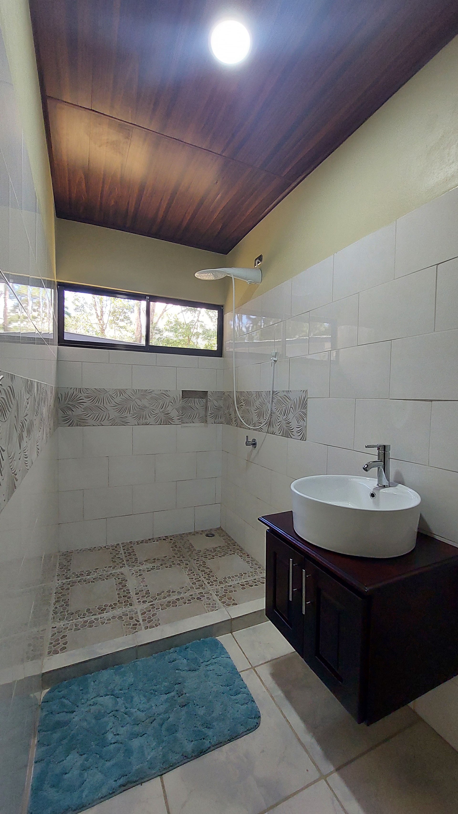 Affordable Home in Hatillo – Just 5 Minutes from Playa Dominical & Playa Linda