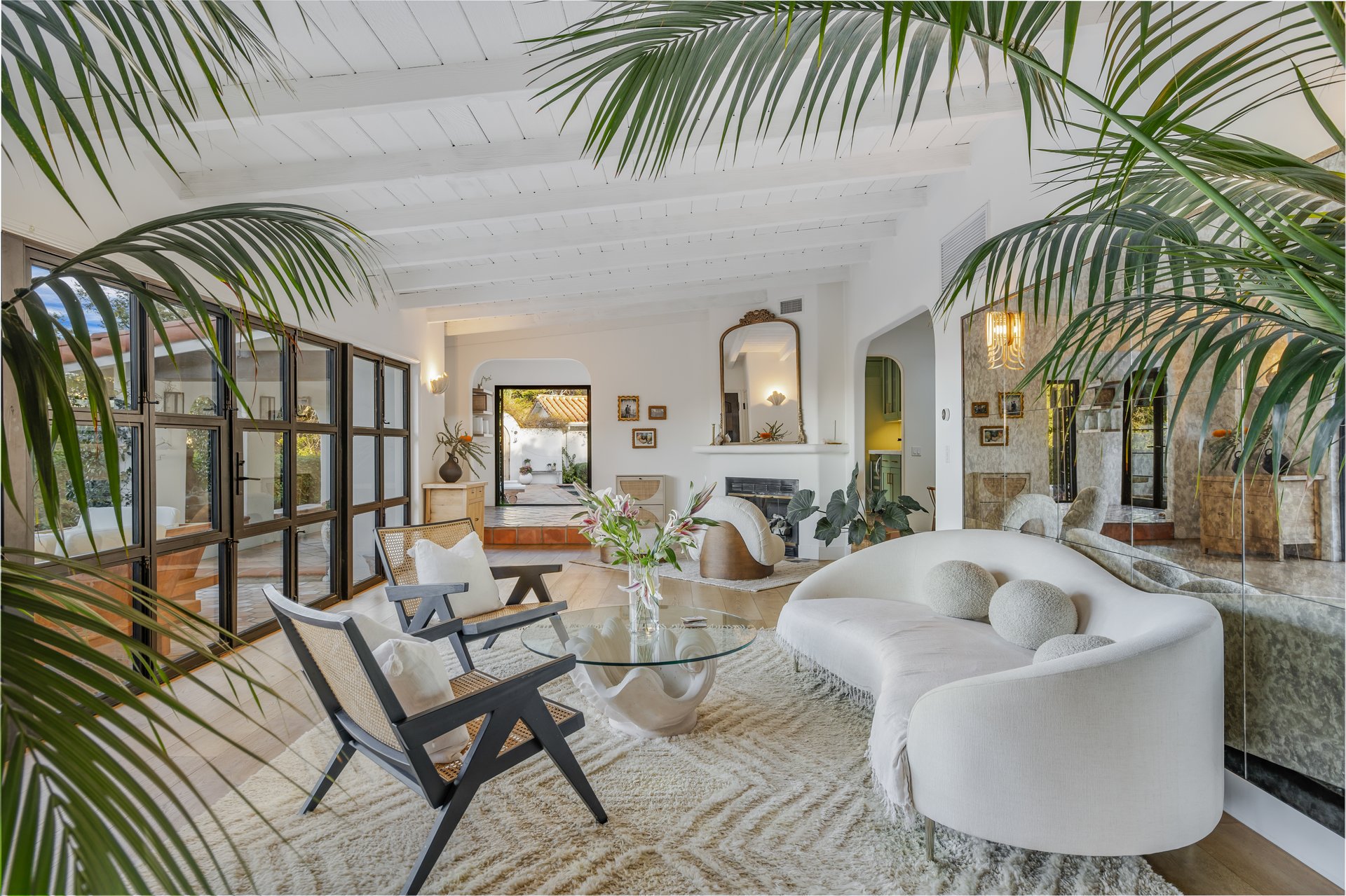 3646 Sunswept Dr, Studio City 