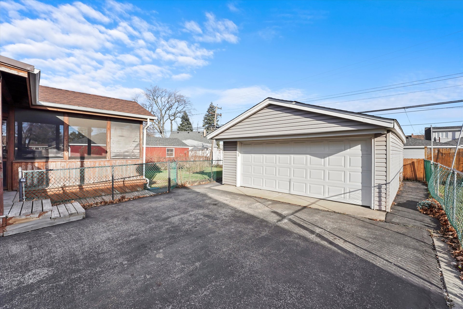 469 N. Wolf Rd., Northlake, IL 60164