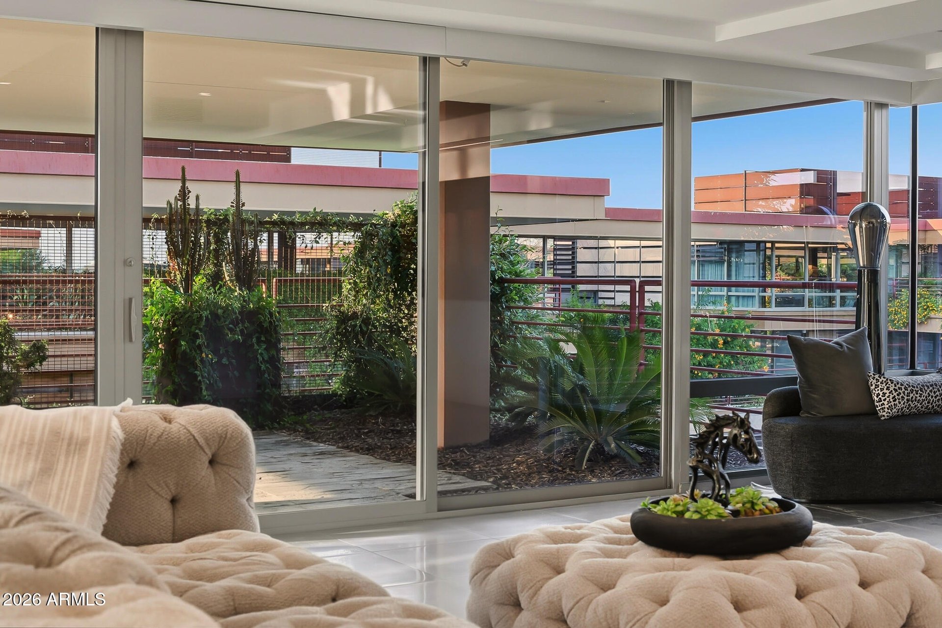 7137 E Rancho Vista Dr, #7006