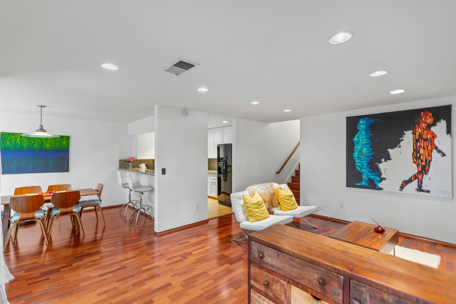 3852 Panda Place
