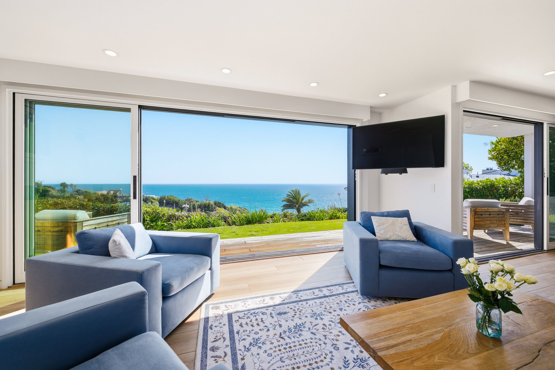 Sensational Bluff Top Malibu Townhome