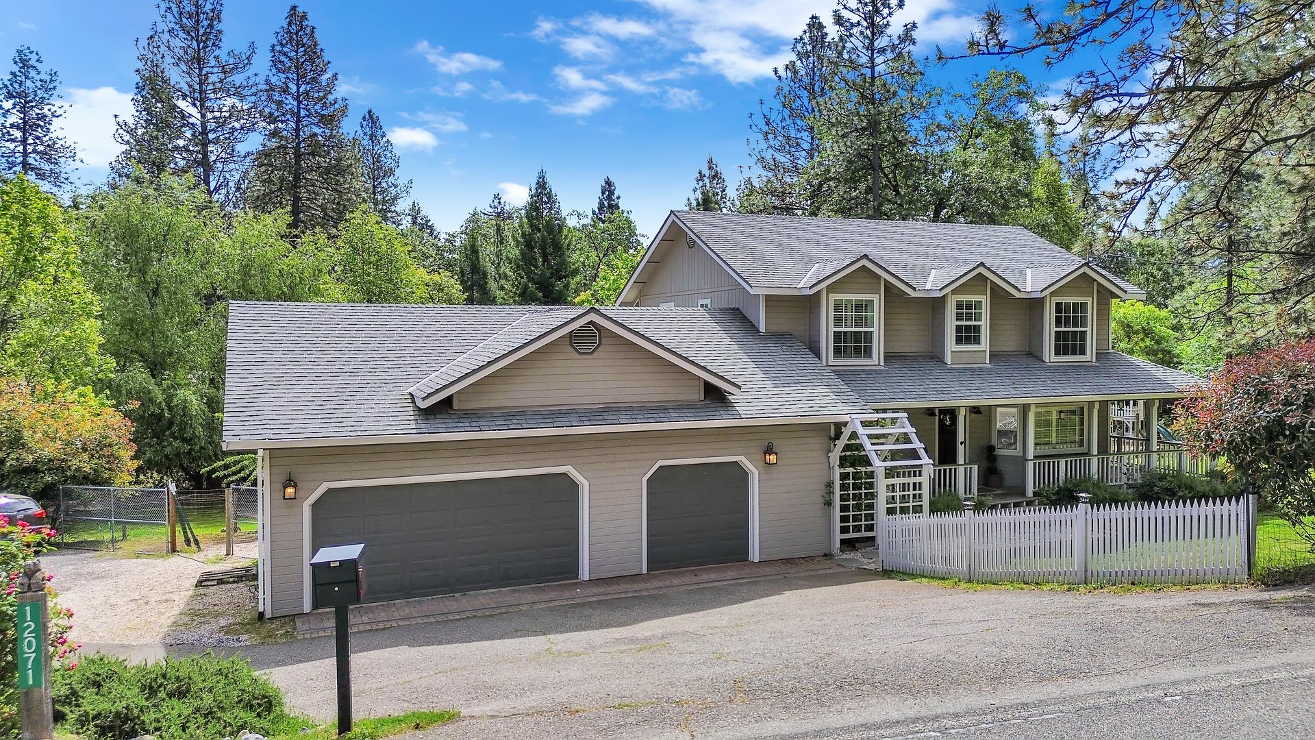 12071 Alta Sierra Dr