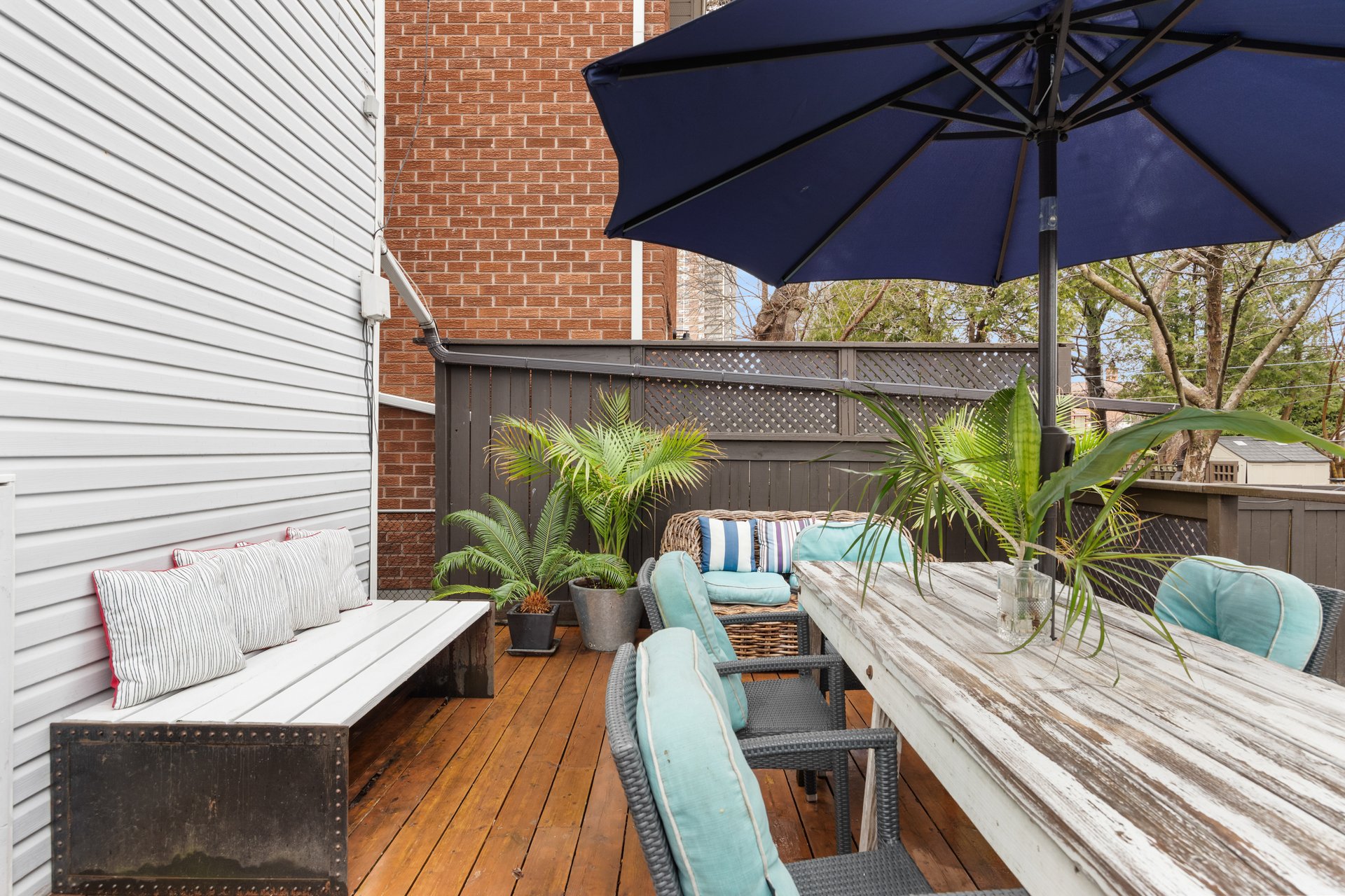 71 Madelaine Ave 