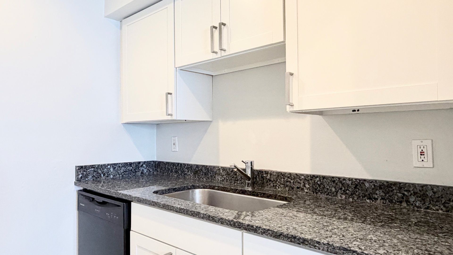 Two-Bedroom Downstairs End-Unit at Aragon Condos Winter Park