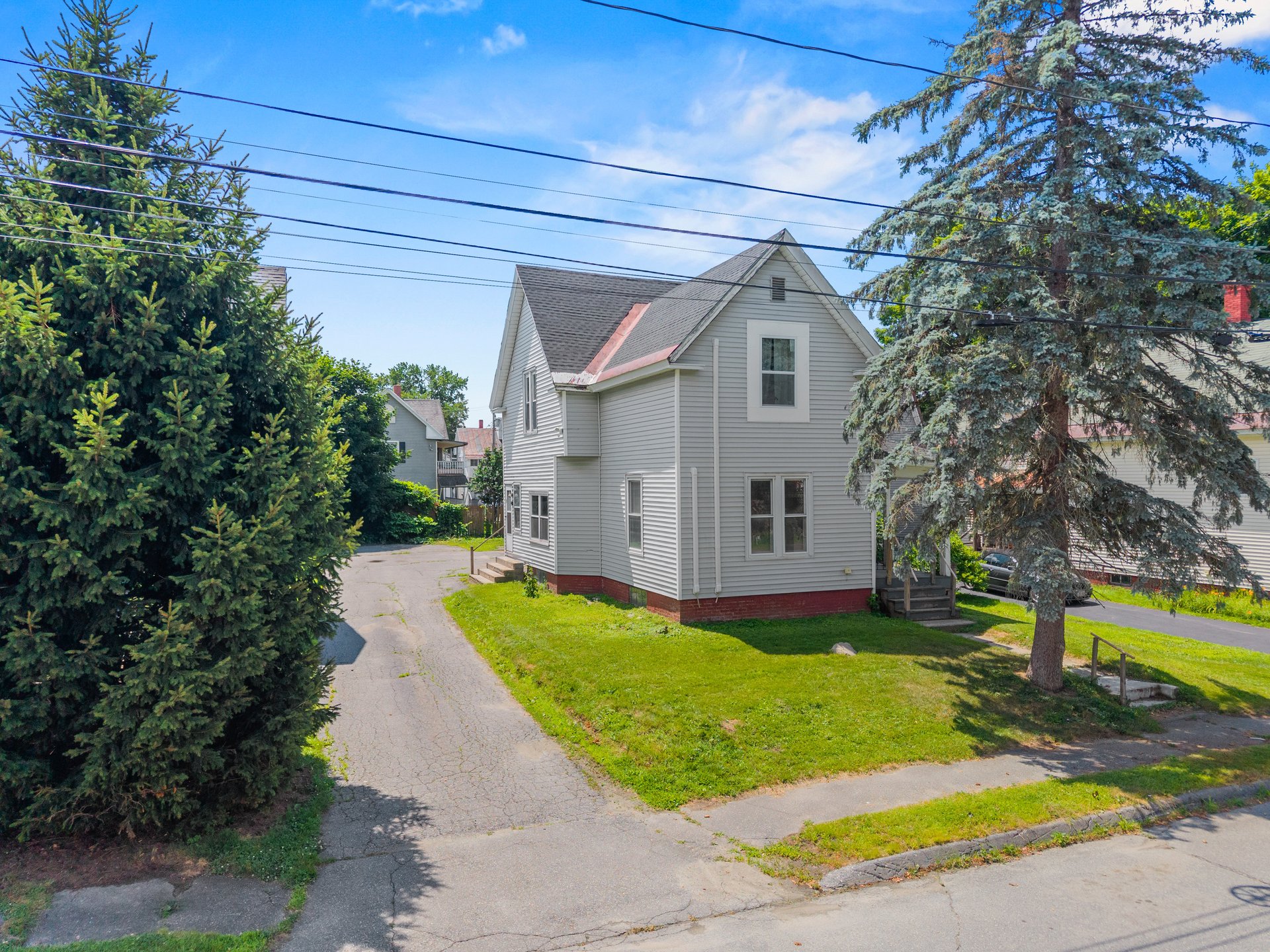 22 Ash Street, Waterville