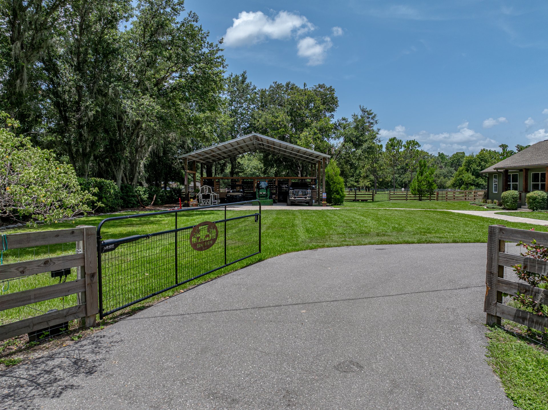 3412 ACE LN