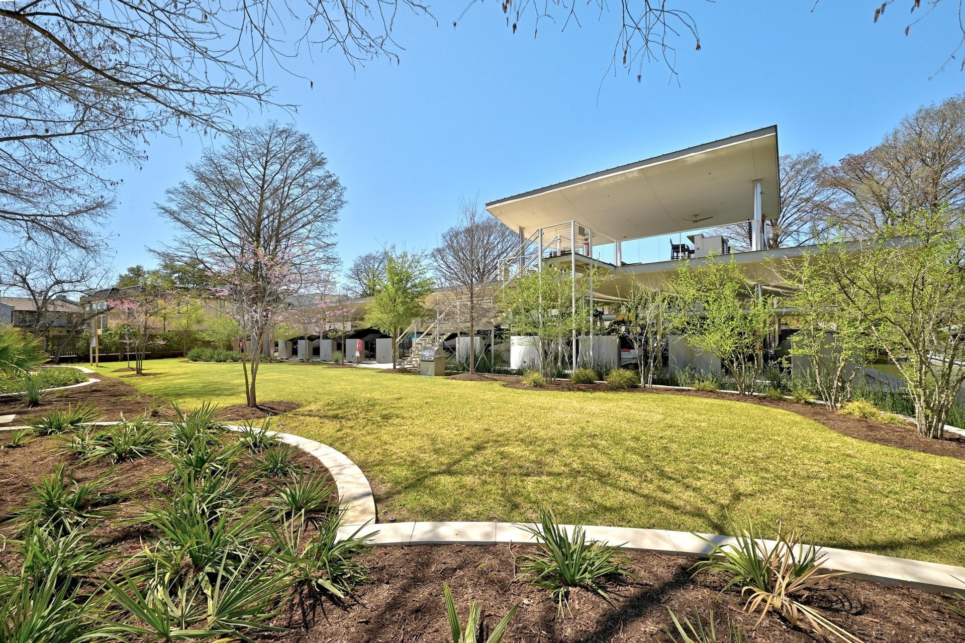2503 Westlake Drive #4