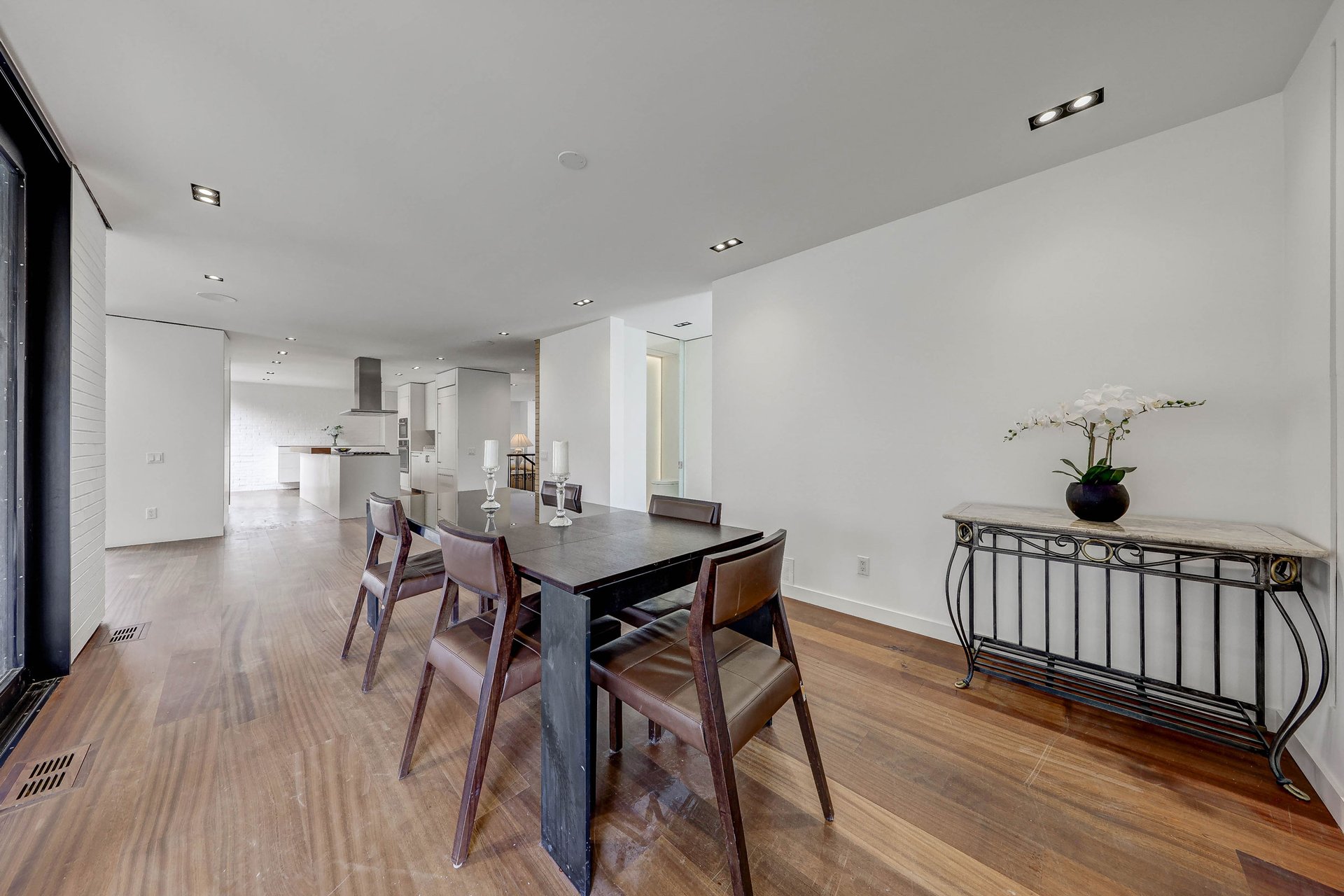SOLD: Urban-Style Entertainer's Paradise