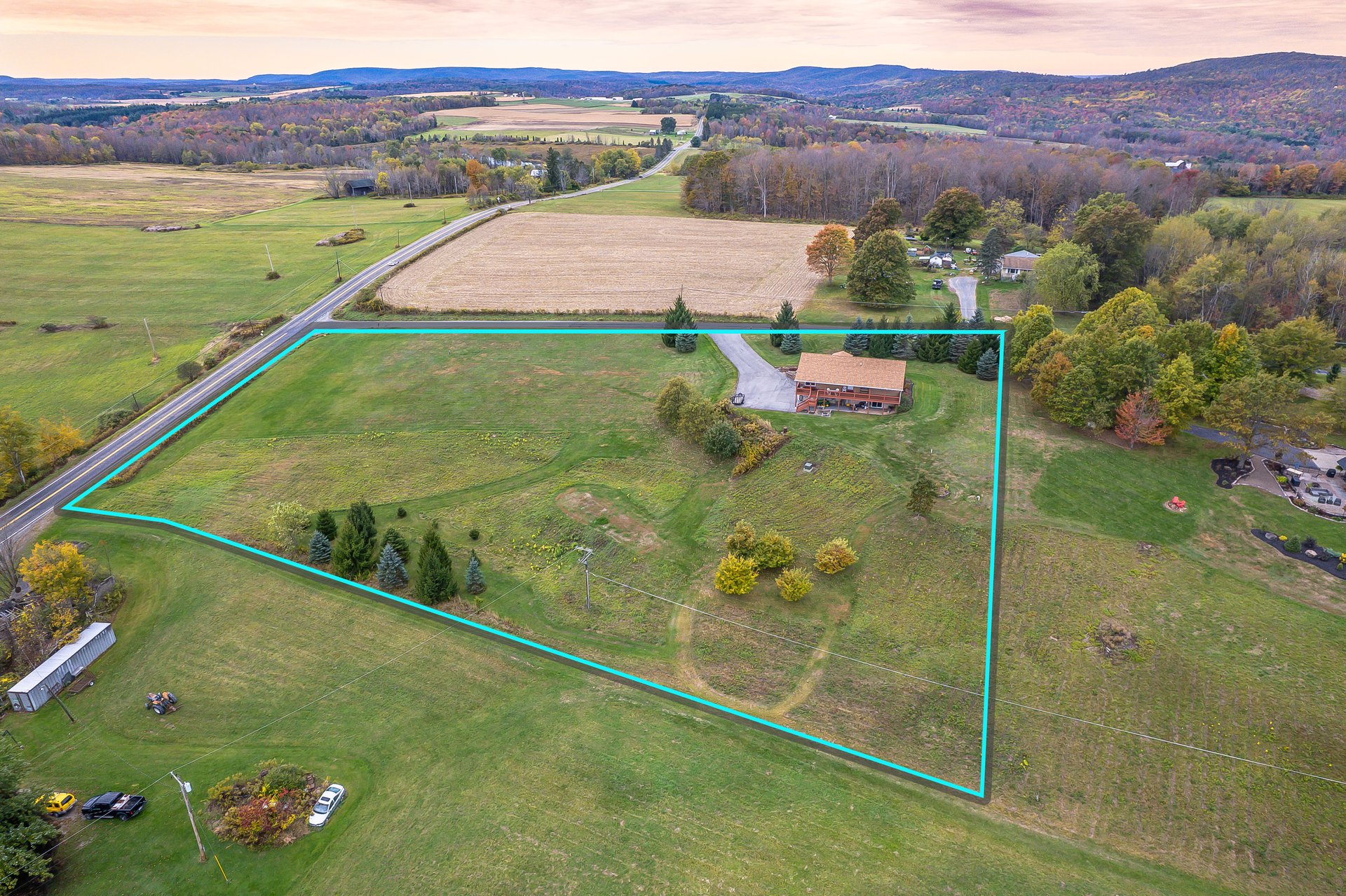 1525 Dutch Hill Road