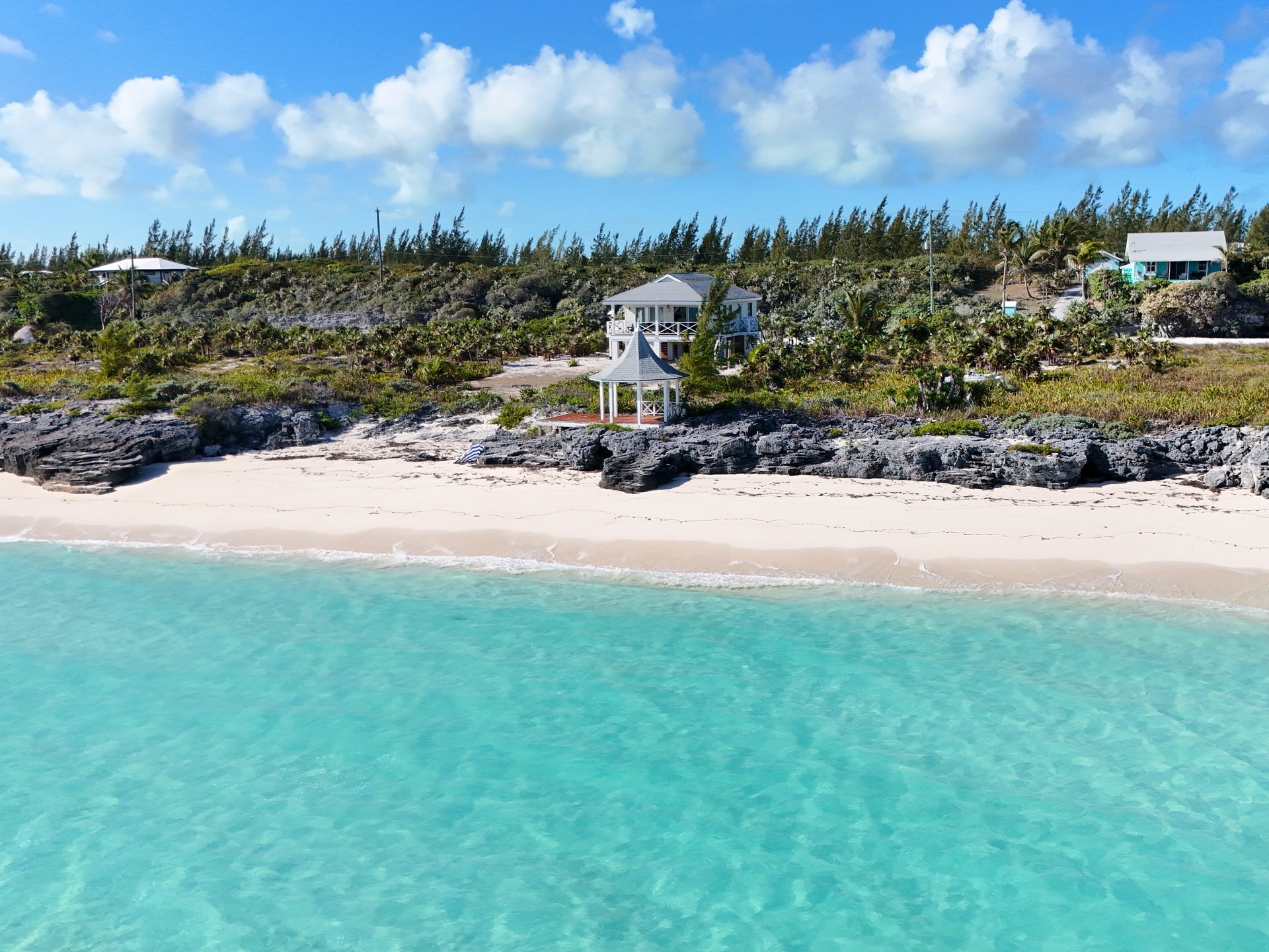 Arabella’s Cove: Barefoot Luxury on the Shores of Great Harbour Cay